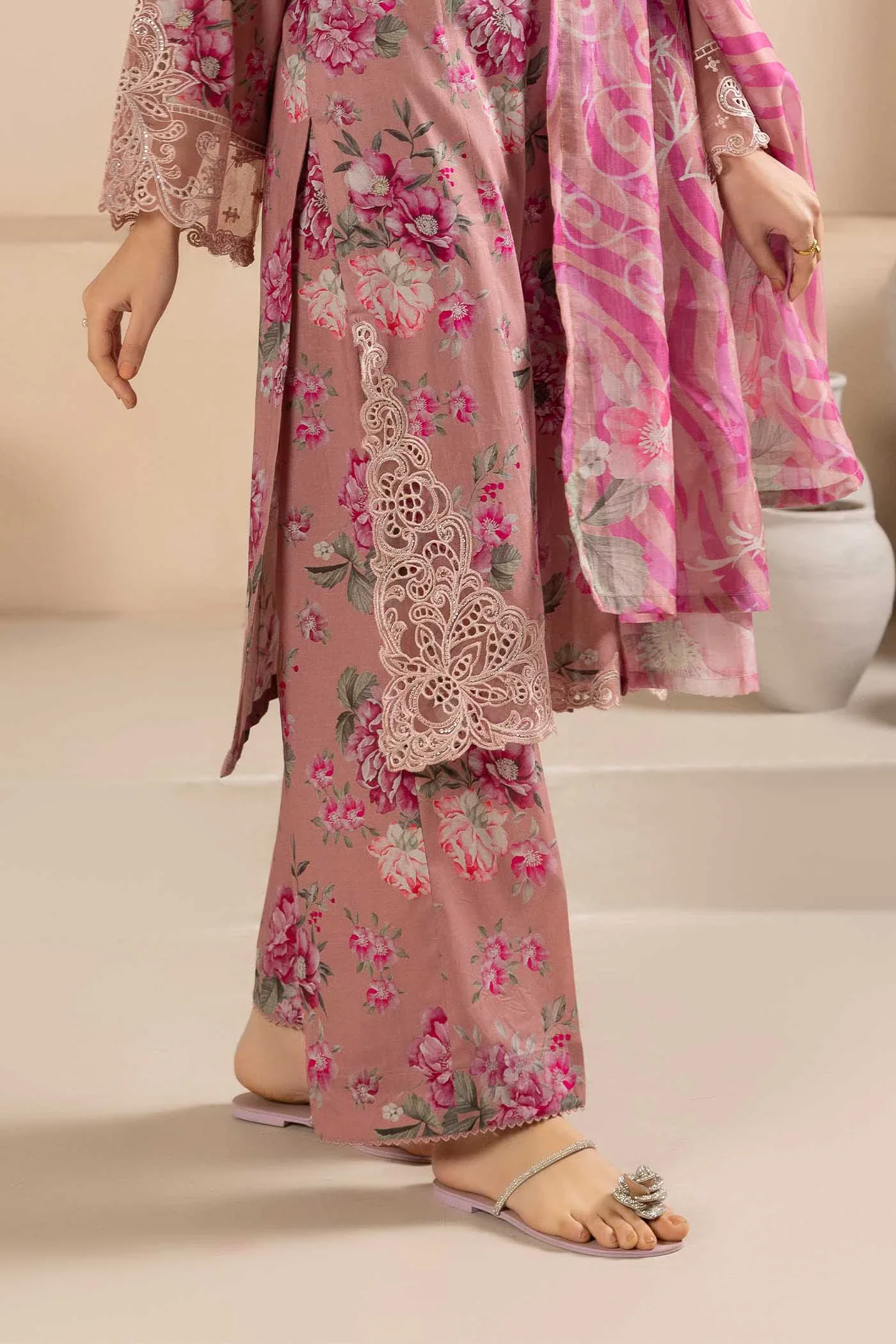 AAIRA 1725 - Image 3