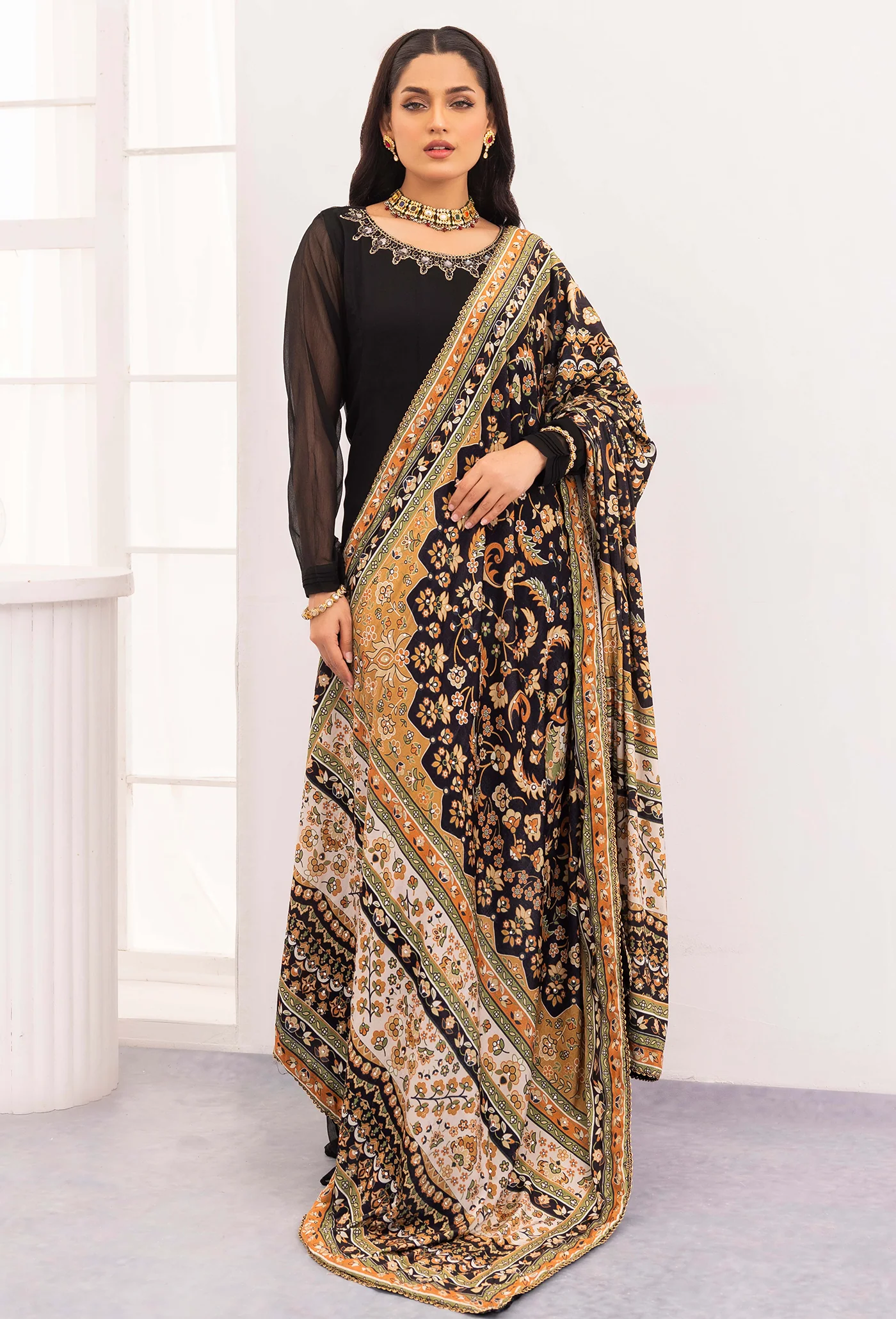 Adan's Velvet- Shawl 5441