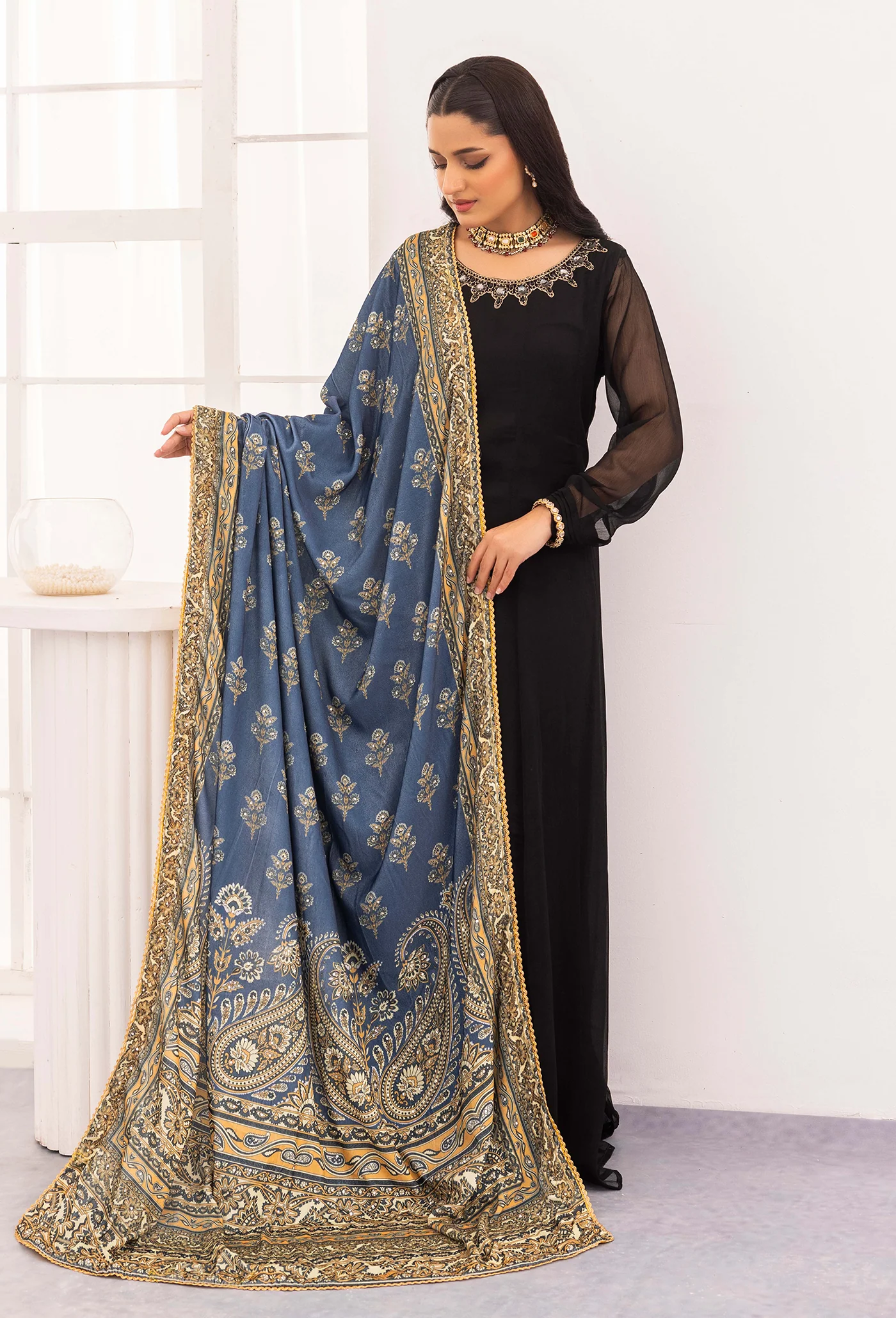 Adan's Velvet- Shawl 5444 - Image 3