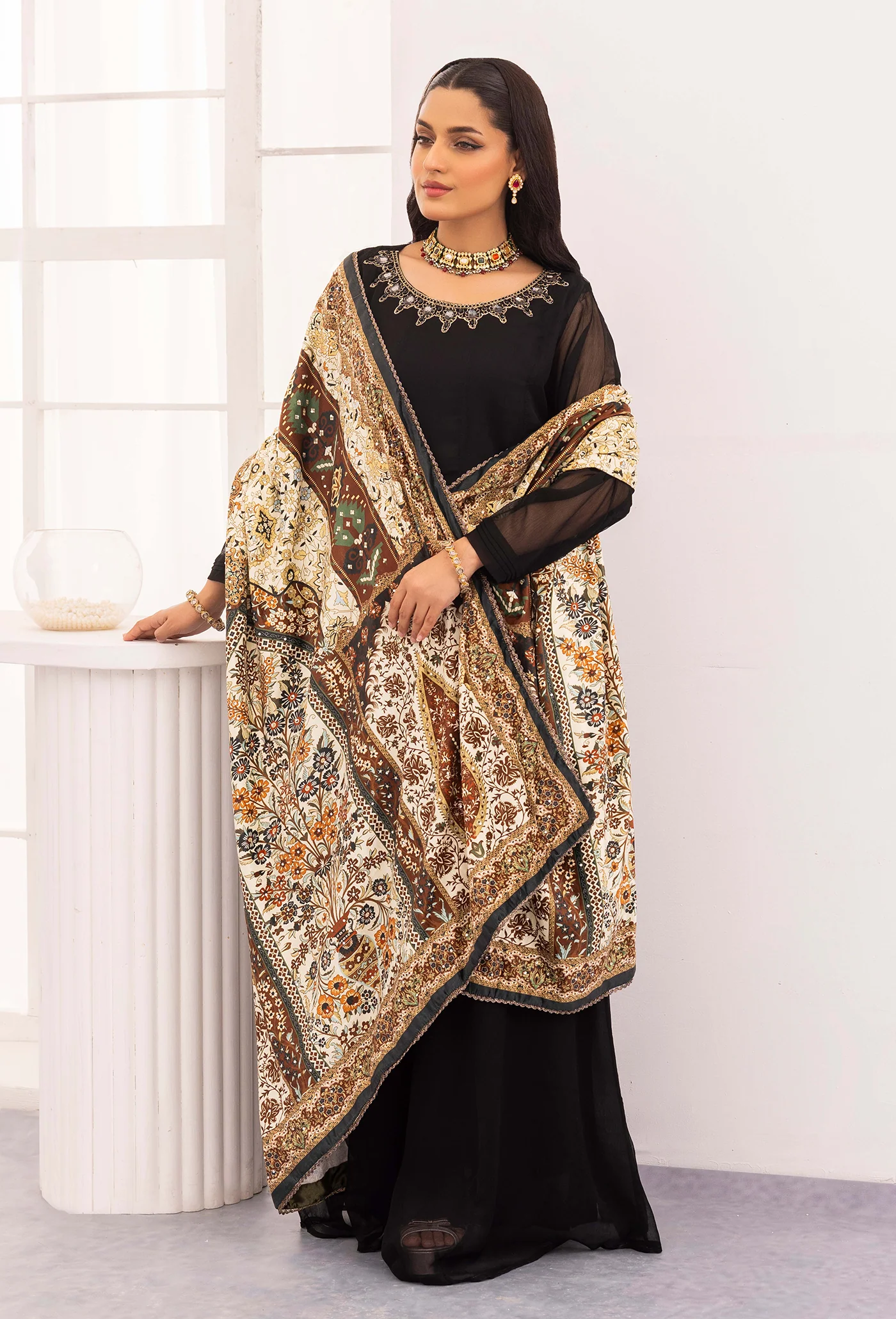 Adan's Velvet- Shawl 5445 - Image 2