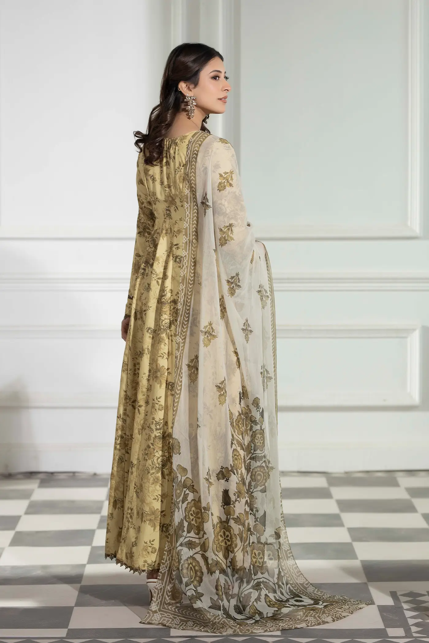 AFFAIR 1526 - Image 4
