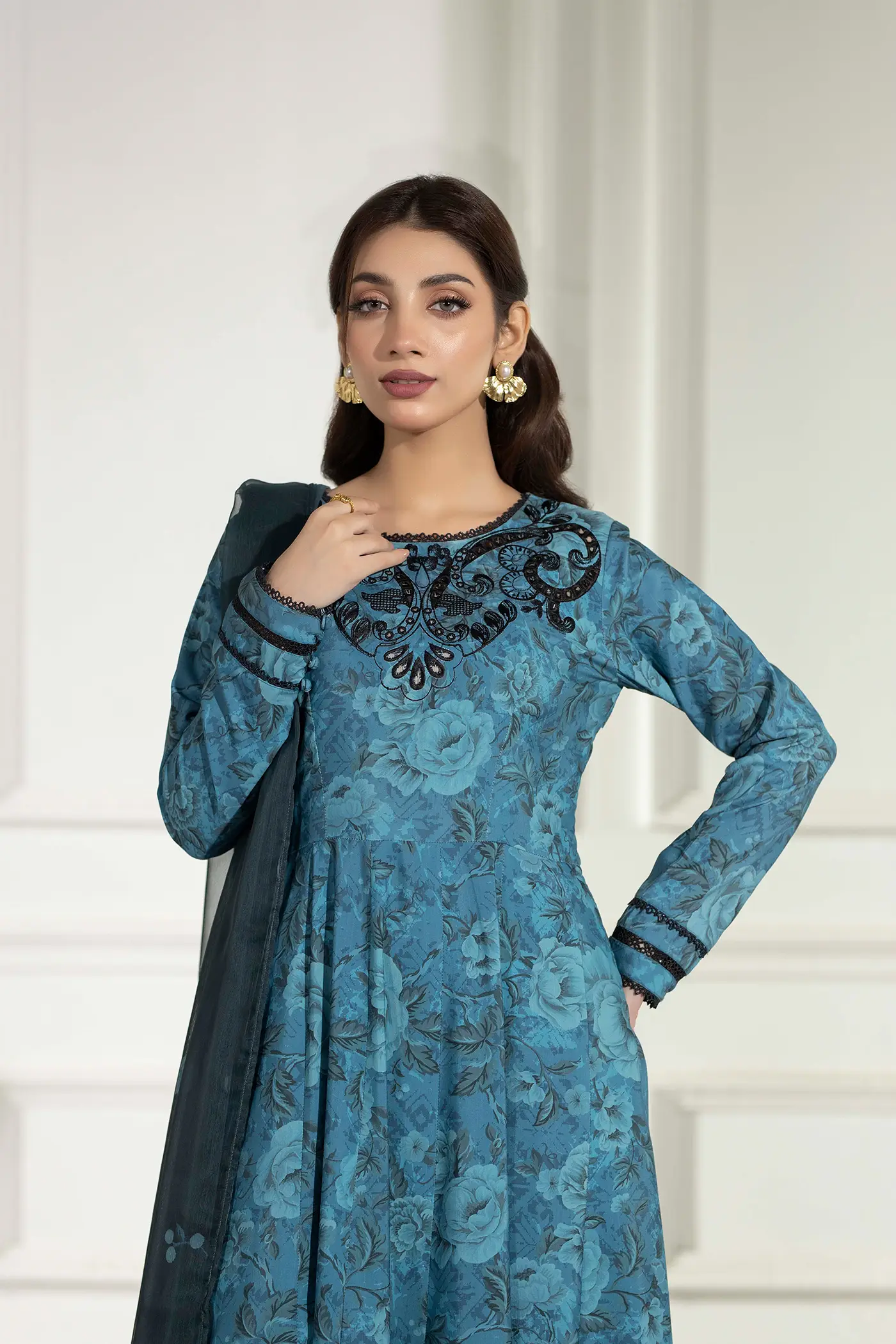 AFFAIR 1529 - Image 2
