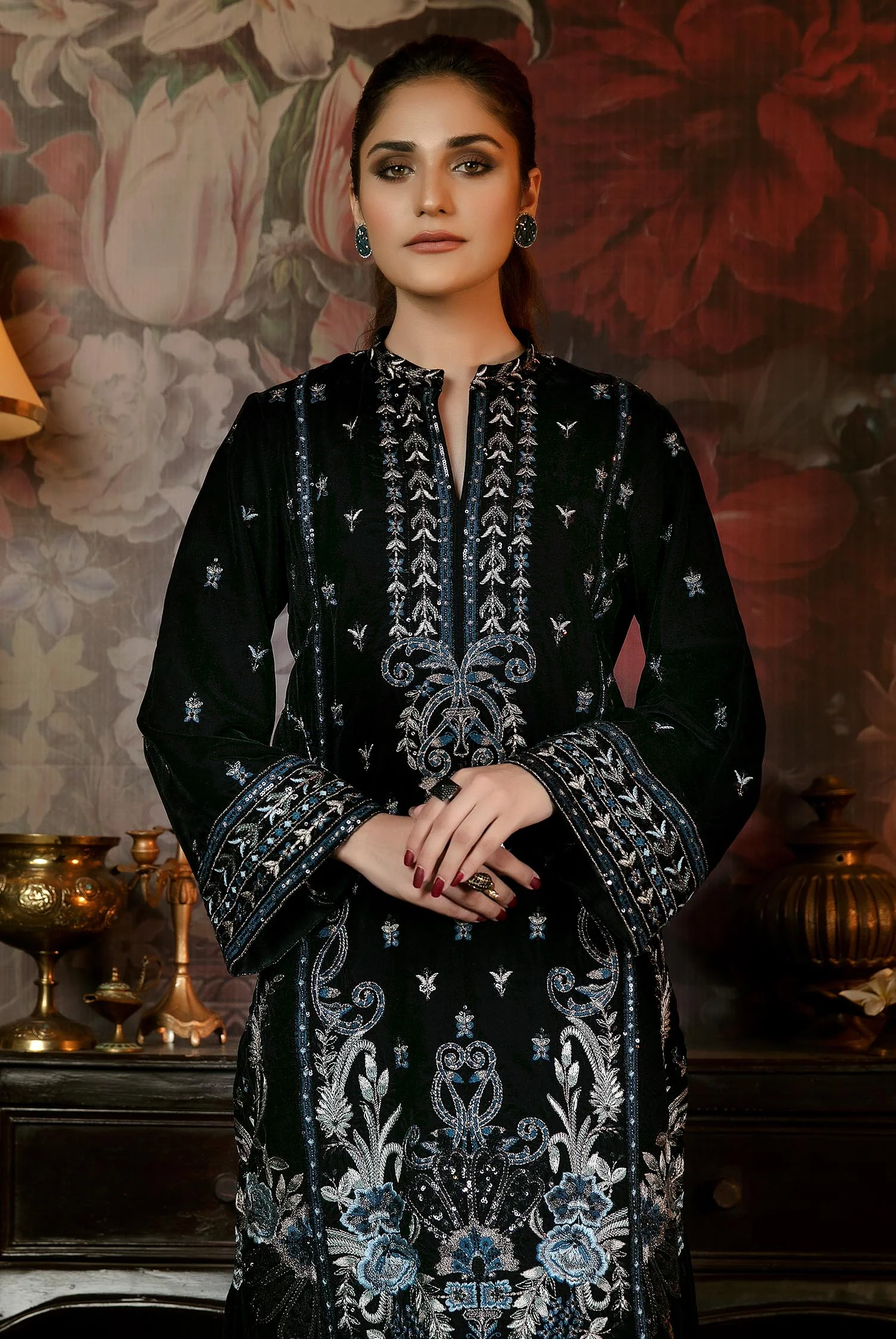 Ague - Embroidered Velvet 2PC Stitched - Image 3