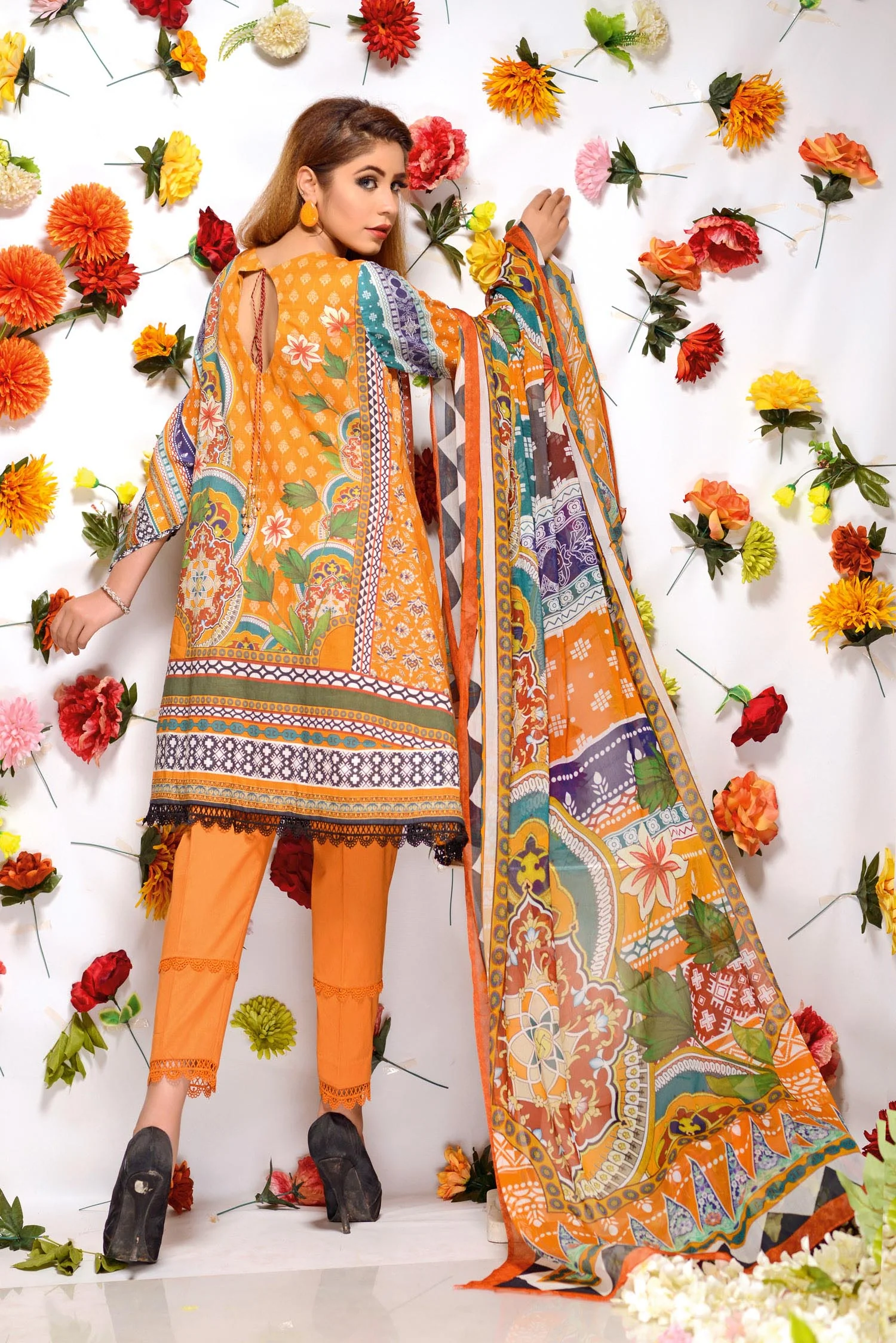 Alva - Digital Printed and Embroidered Lawn 3PC - Image 2