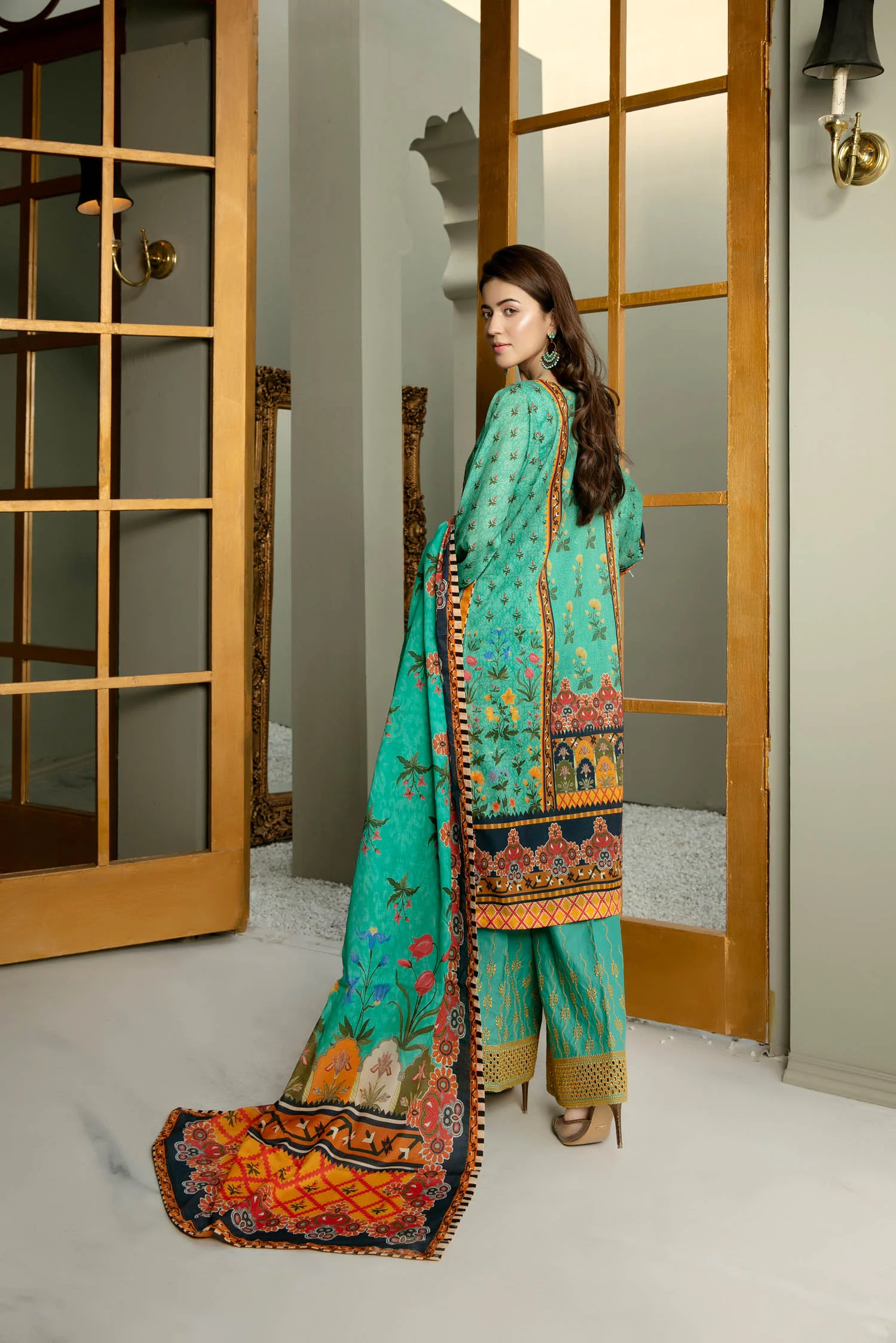 Aqua Cent - Digital Printed And Embroidered Lawn 3PC - Image 3