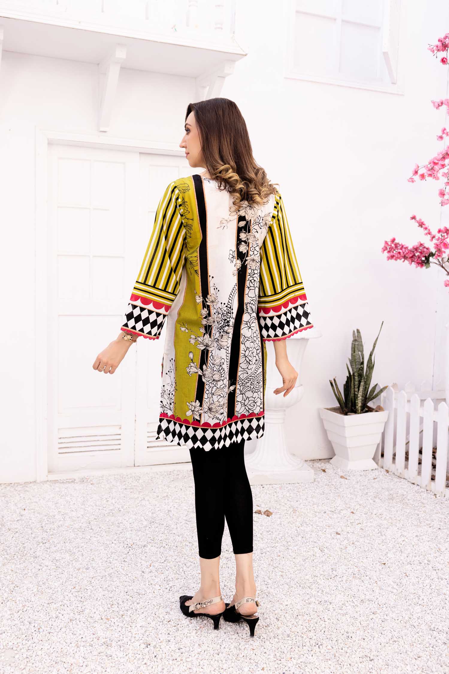 Armind - Digital Printed Stitched Lawn Kurti - Image 3