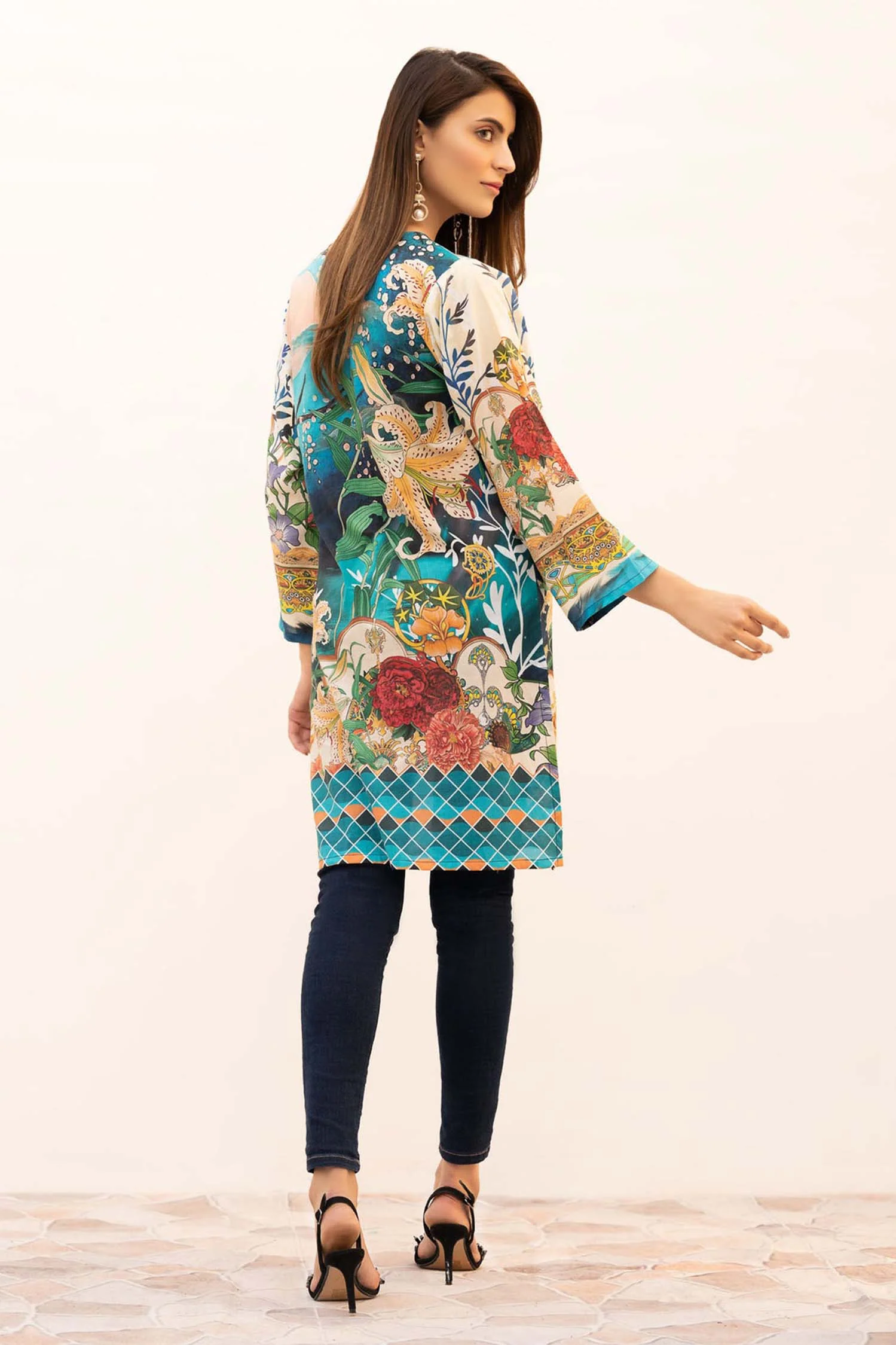Arsin - Digital Printed Stitched Lawn Kurti - Image 2