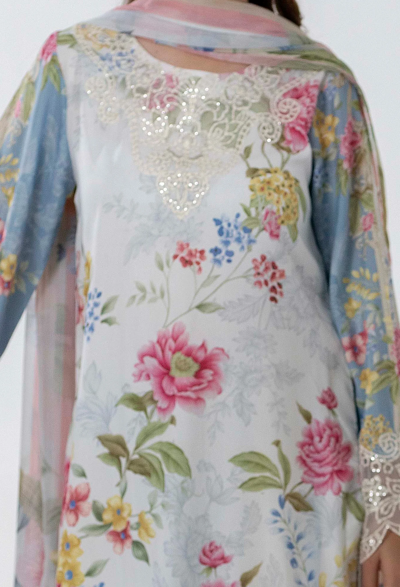 ARWA 101213 - Image 3