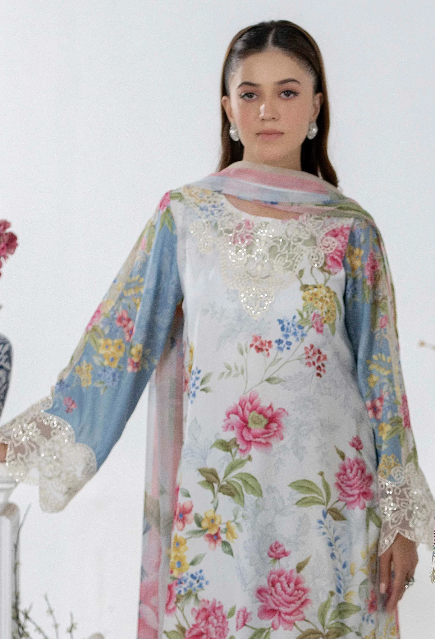 ARWA 101213 - Image 4