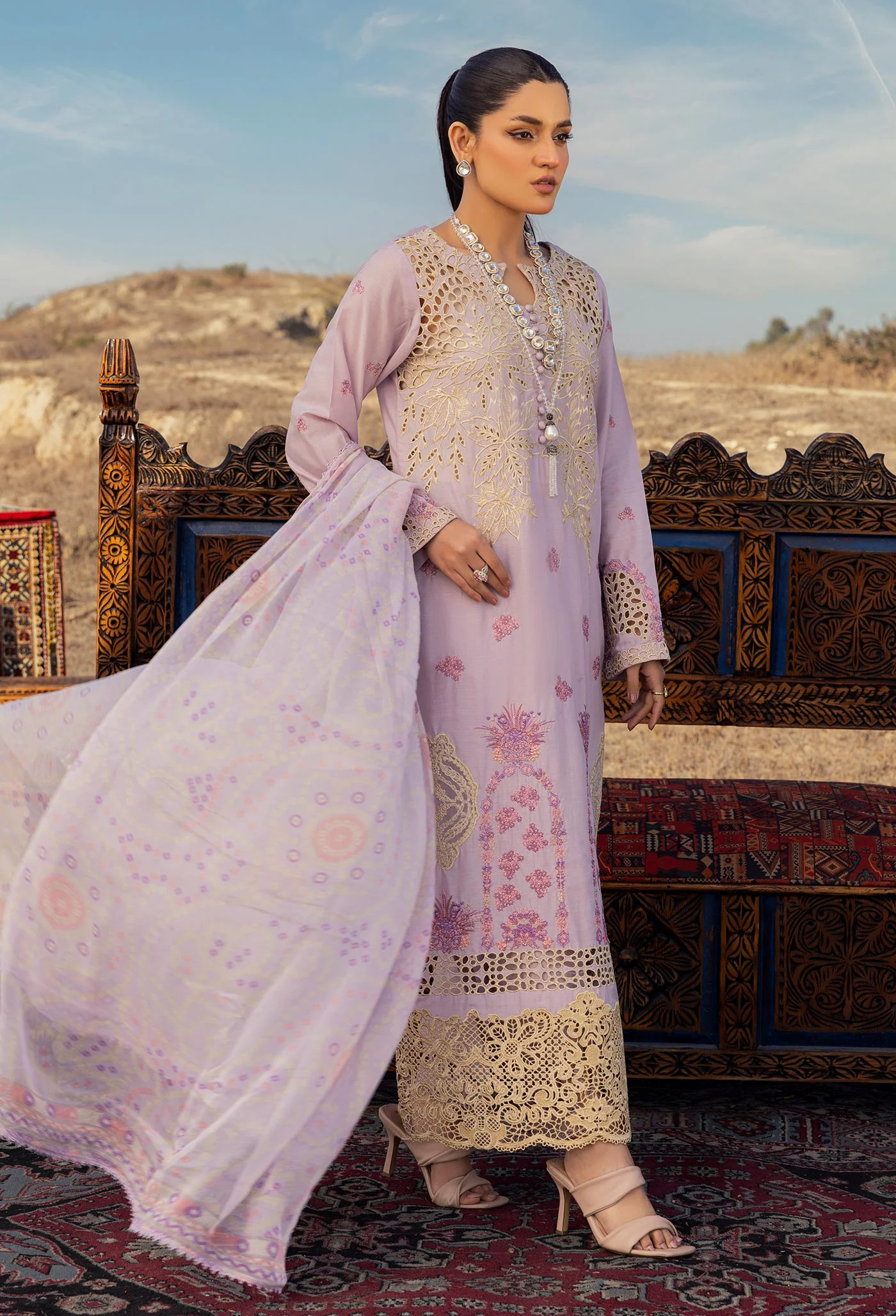 ATTIRE 4 - Image 2