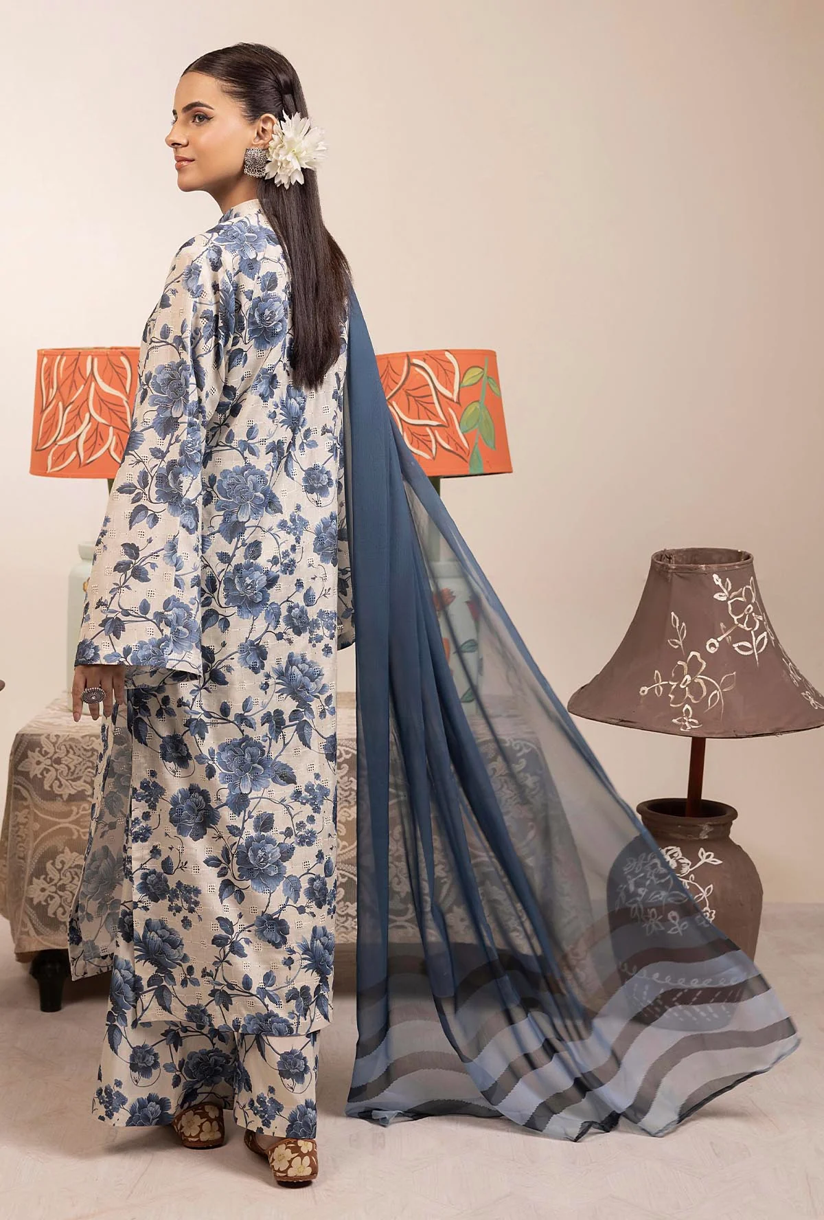 BASIC CHIKANKARI 7702 - Image 2
