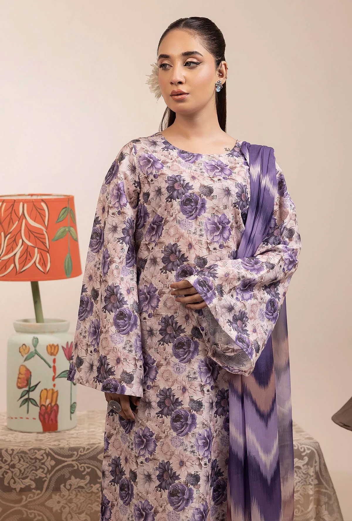 BASIC CHIKANKARI 7704 - Image 3