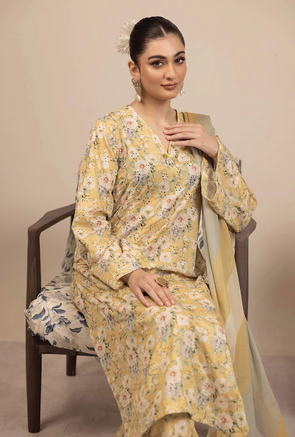 BASIC CHIKANKARI 7709 - Image 4