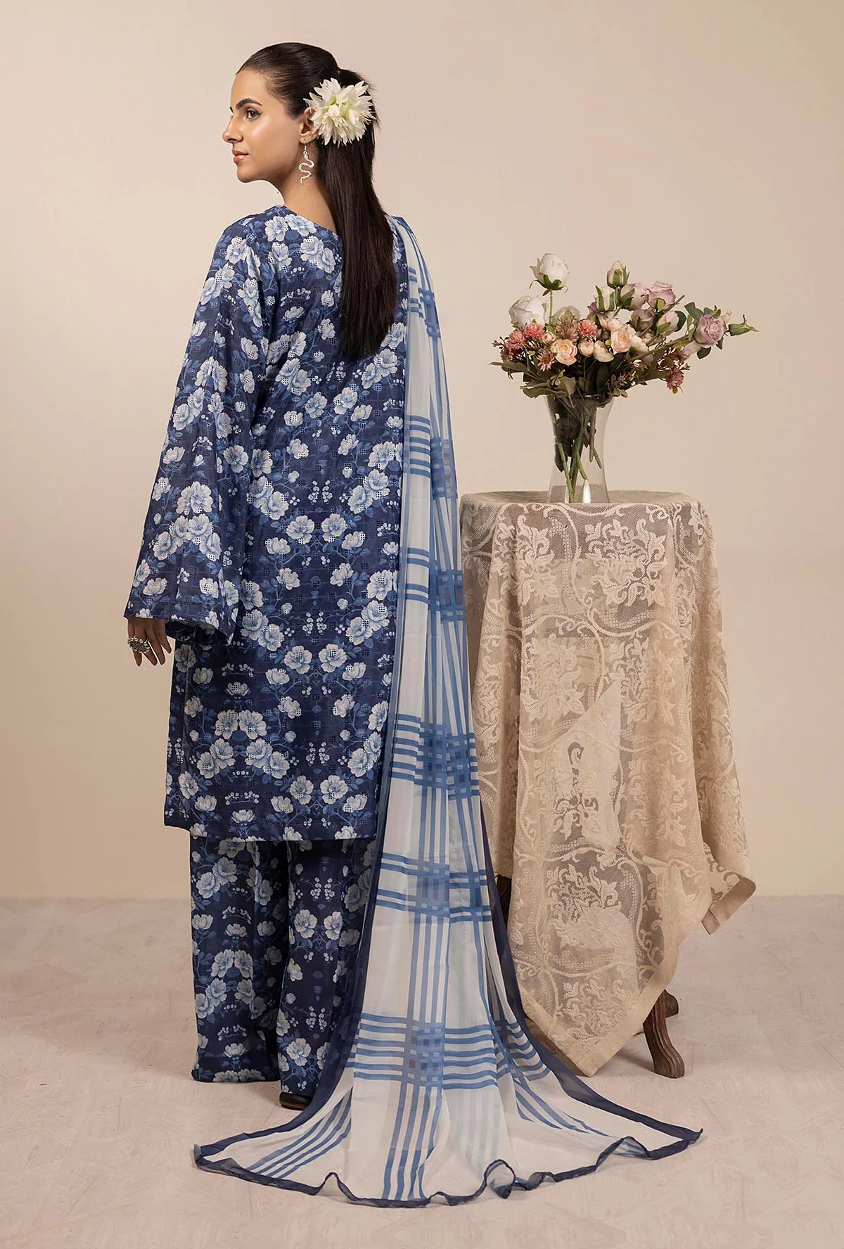 BASIC CHIKANKARI 7713 - Image 2