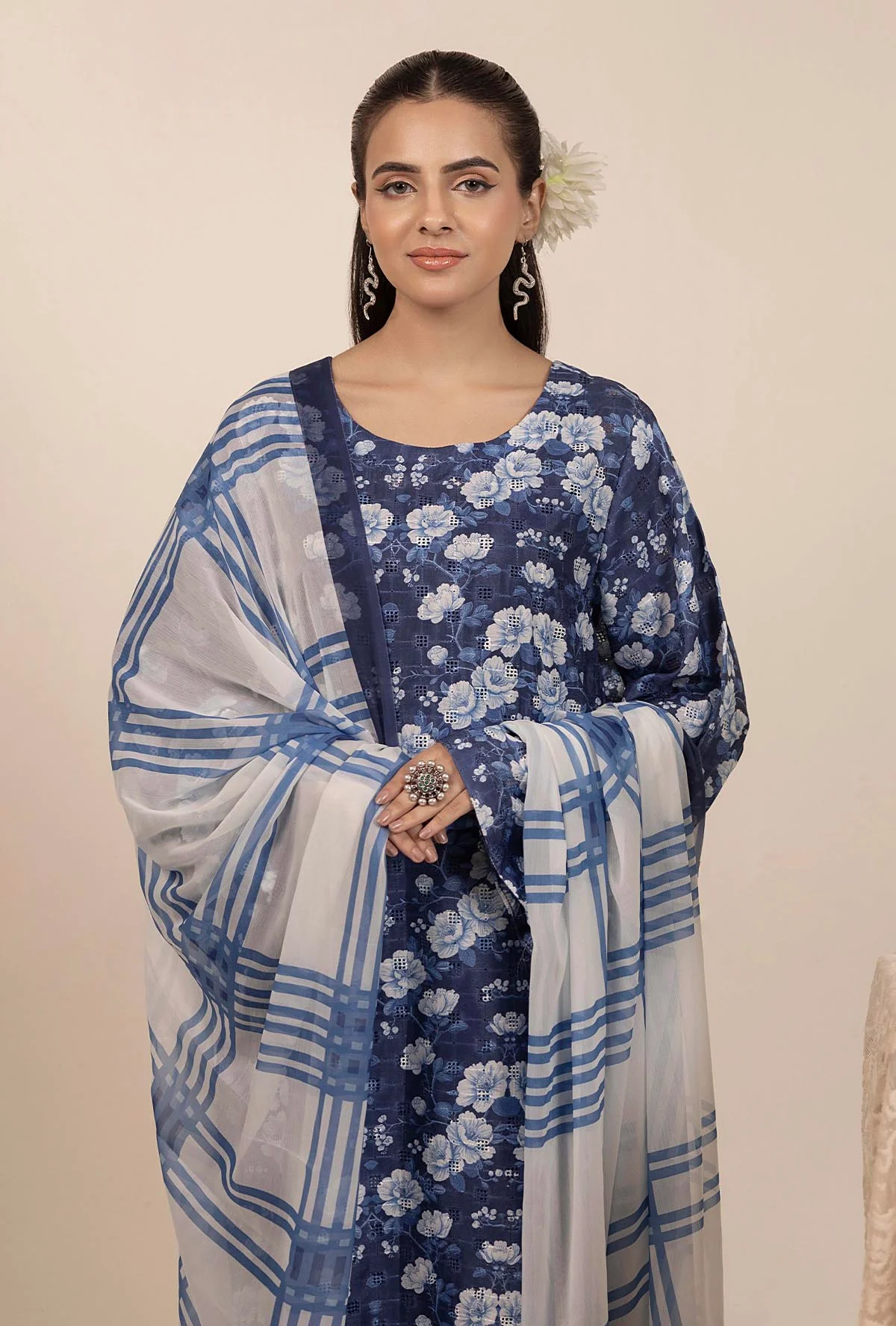 BASIC CHIKANKARI 7713 - Image 3