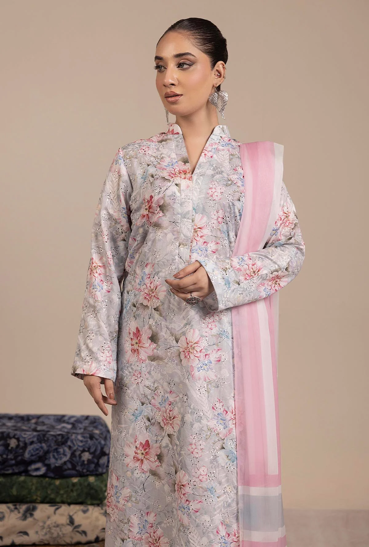 BASIC CHIKANKARI 7715 - Image 2