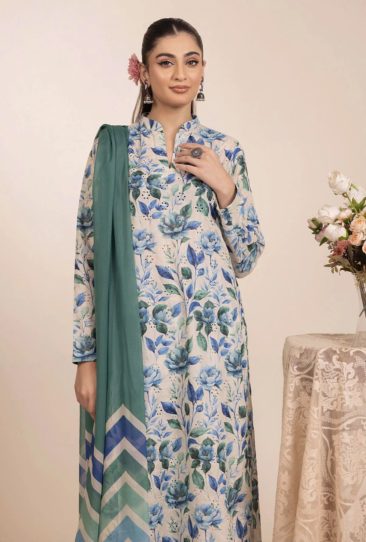 BASIC CHIKANKARI 7720 - Image 3