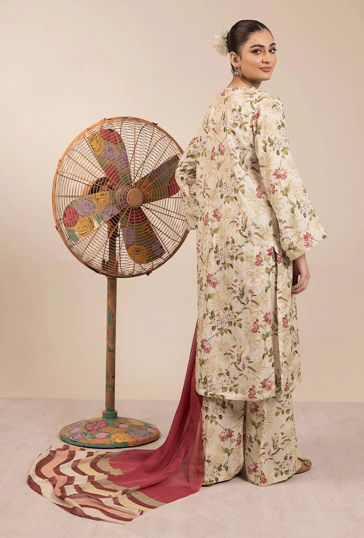 BASIC CHIKANKARI 7723 - Image 2