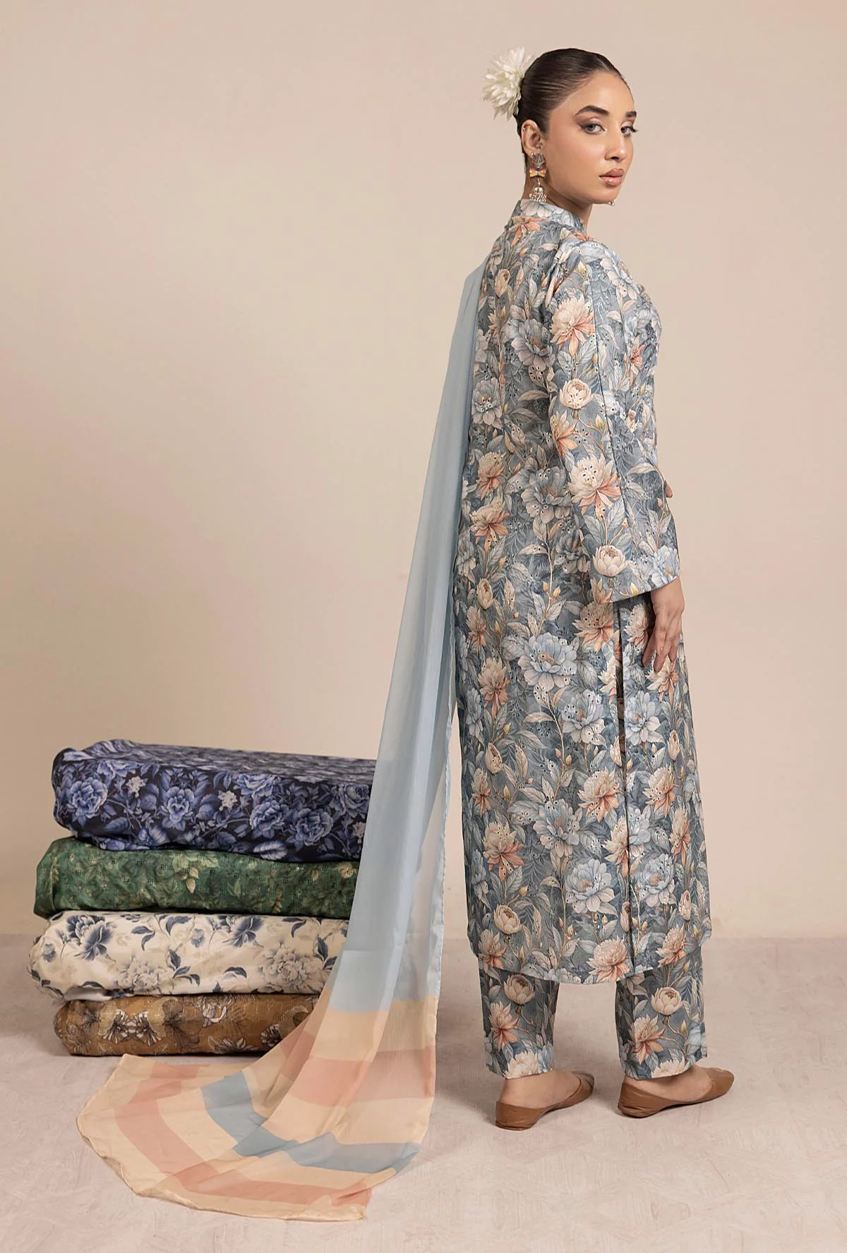 BASIC CHIKANKARI 7727 - Image 2