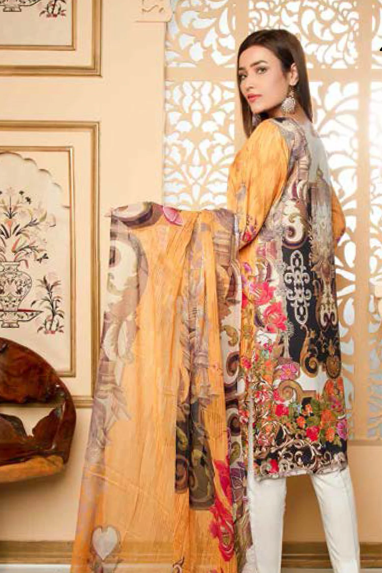 Beelim - Digital Printed and Embroidered Linen 3PC - Image 2