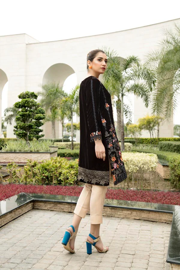 Beren - Embroidered Velvet Un-Stitched (2 Piece) - Image 2