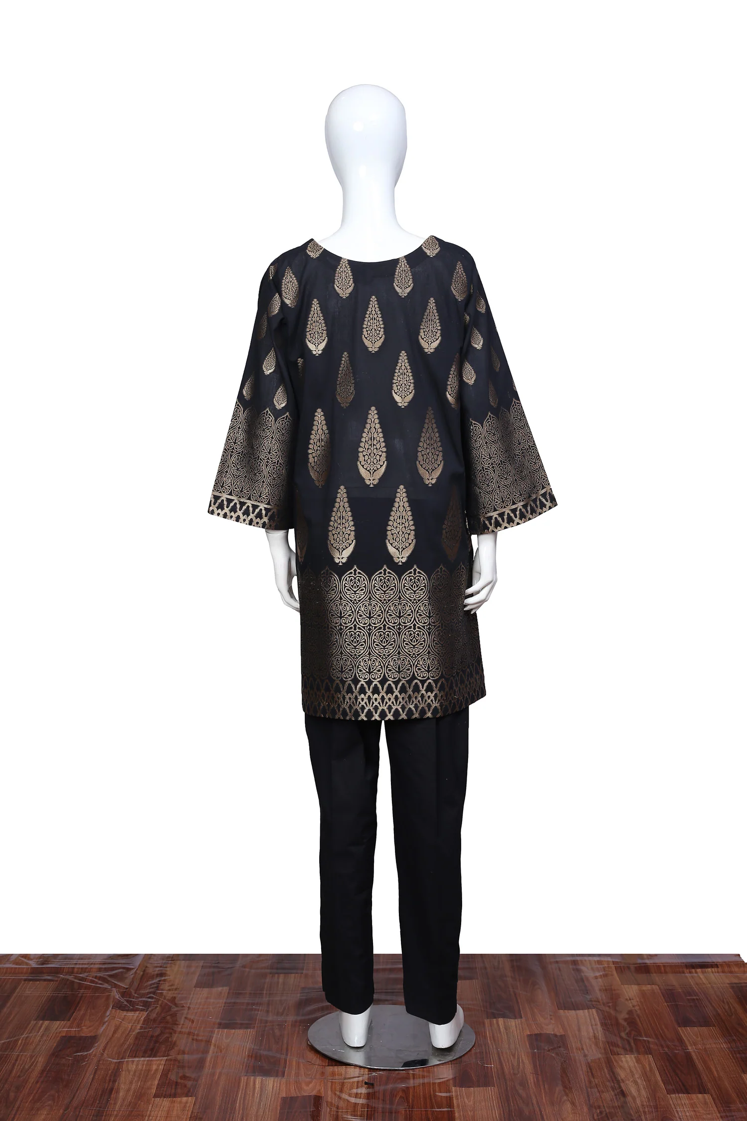Black 17 - Ready To Wear Jacquard Shirt - Image 2