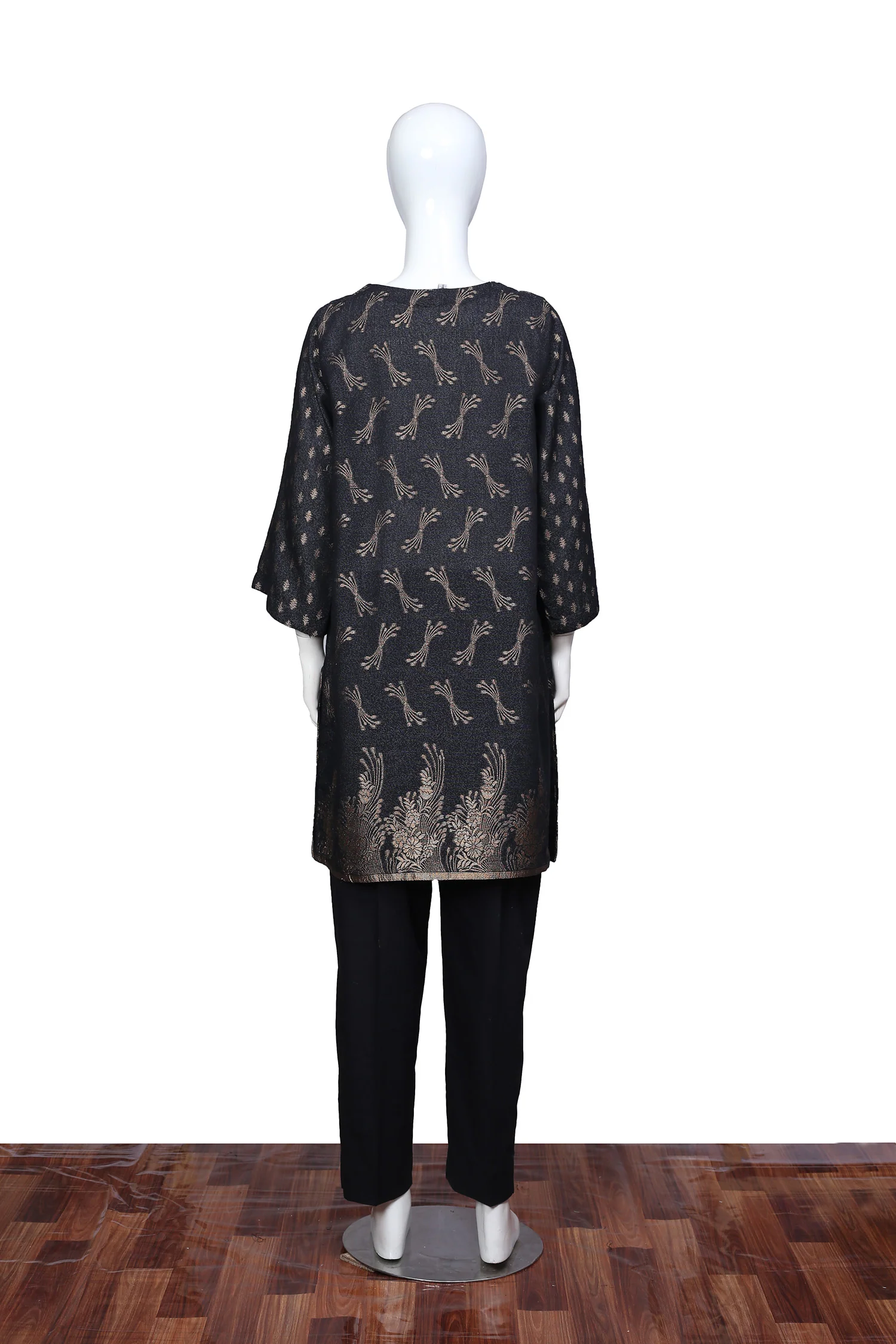 Black 22 - Ready To Wear Jacquard Shirt - Image 2