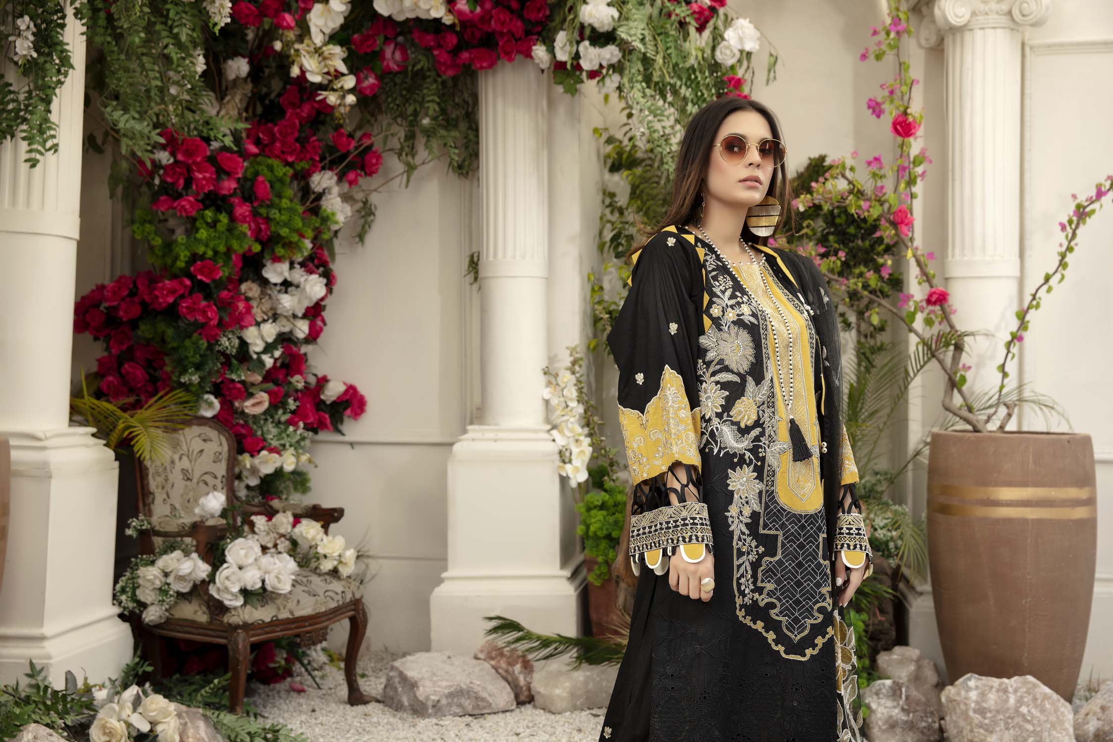 Black Bean - Schiffli Embroidered Lawn (3PC) - Image 4