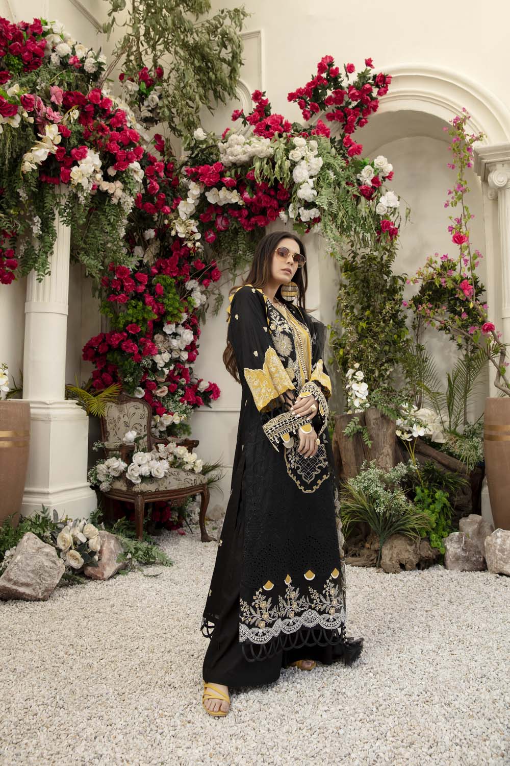 Black Bean - Schiffli Embroidered Lawn (3PC) - Image 6