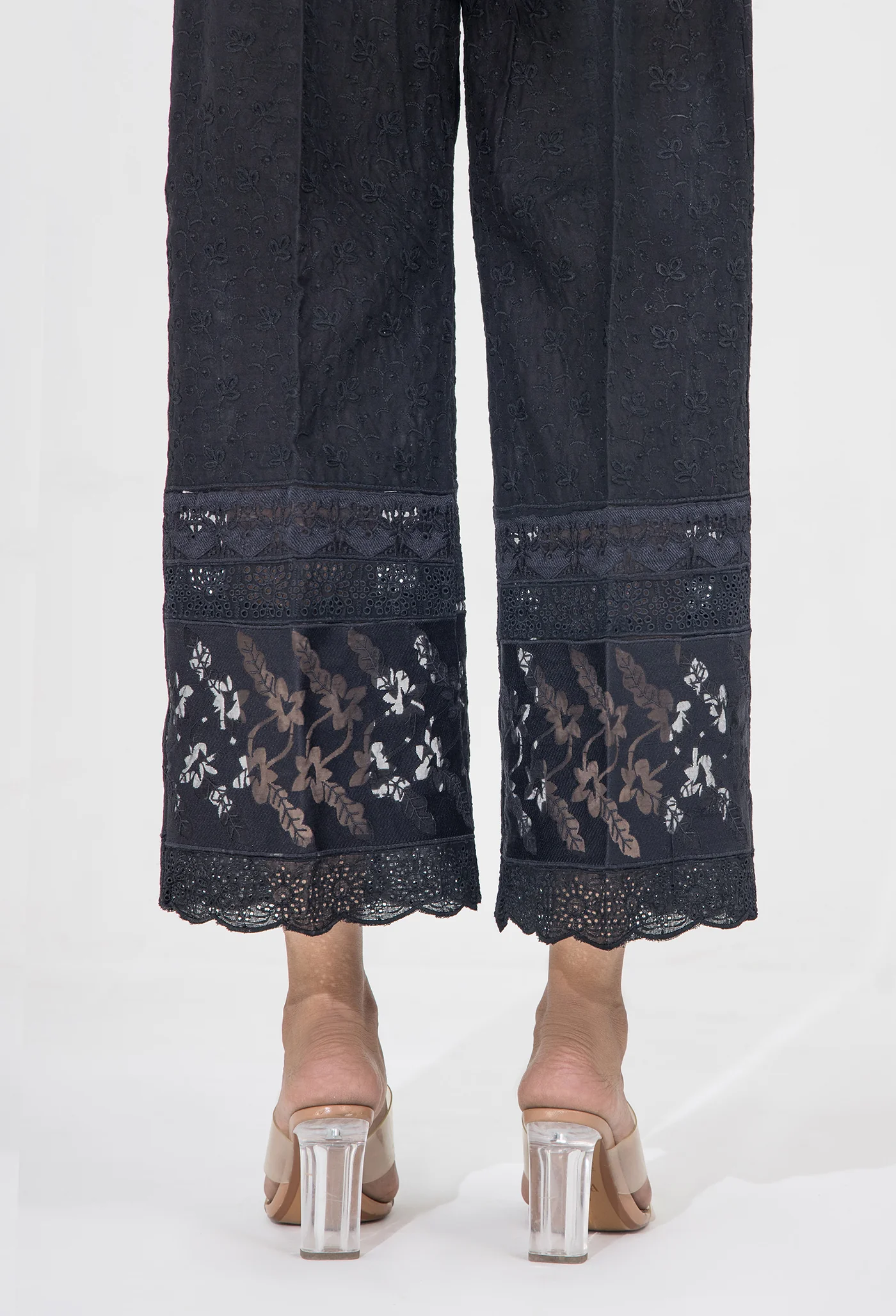 Black Bottom 5226 - Image 3