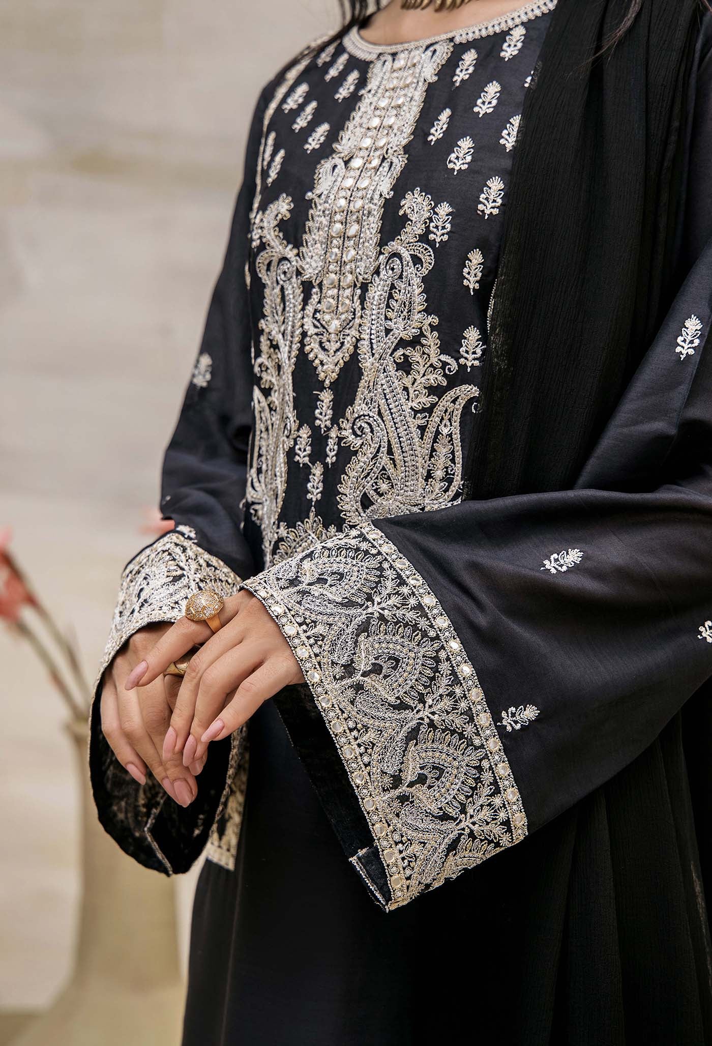 Black Edition 8632 - Image 3