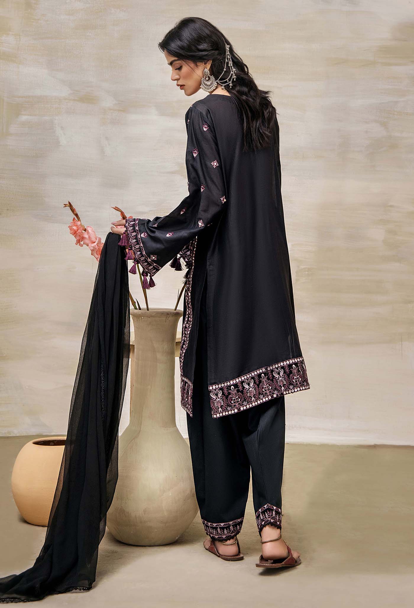 Black Edition 8635 - Image 2