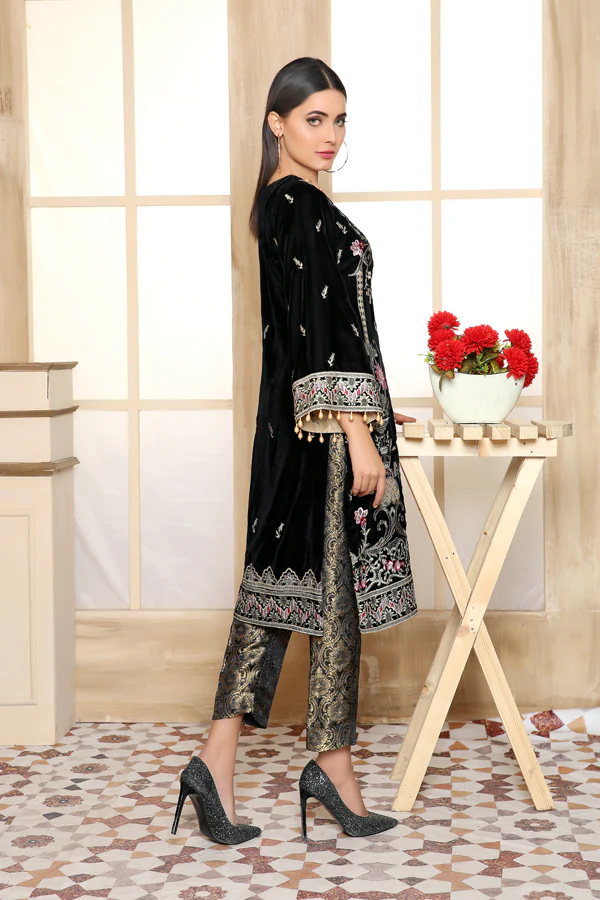 Black Era - Embroidered Velvet Unstitch 2PC - Image 2