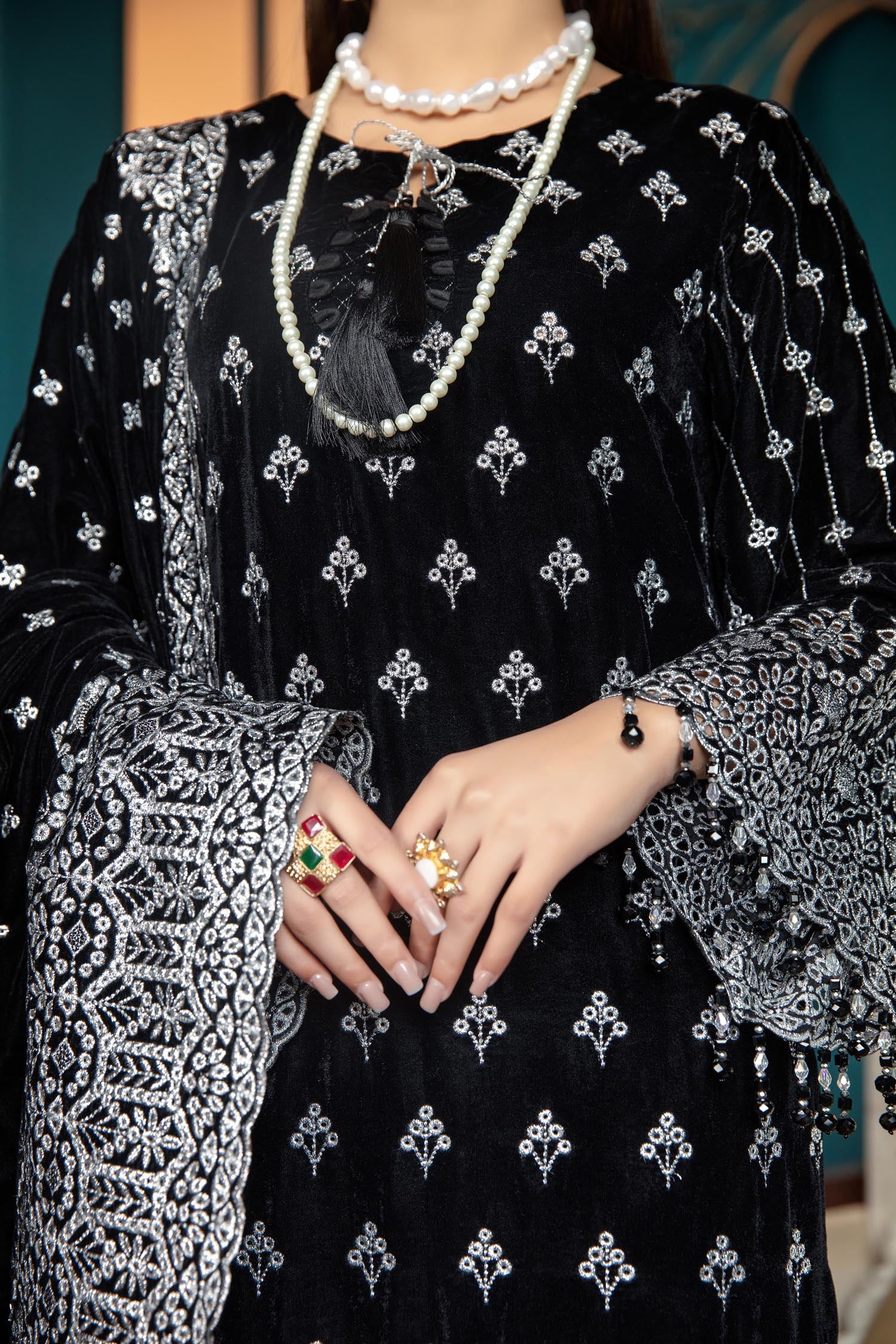 Black Rose - Embroidered Velvet 3 piece - Image 5