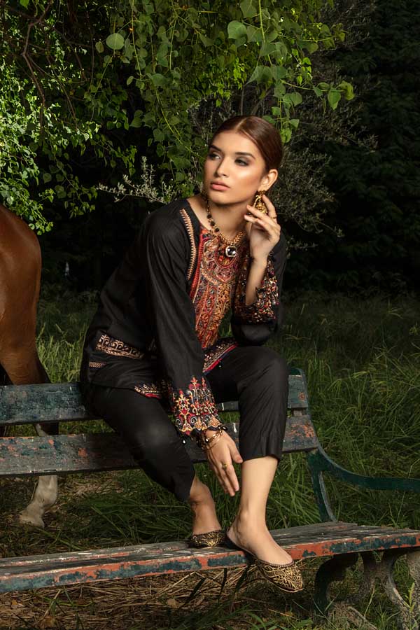 Blond Black - Stitched Kurti - Image 2