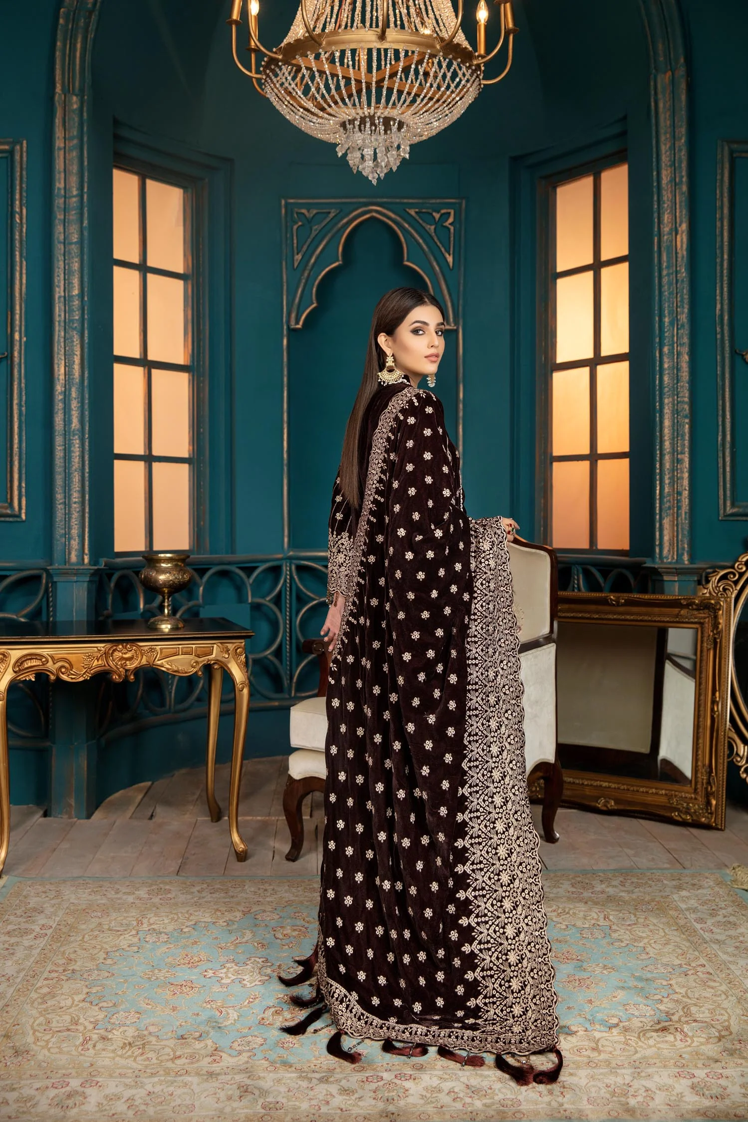 Botanical - Embroidered Velvet 3 piece - Image 2
