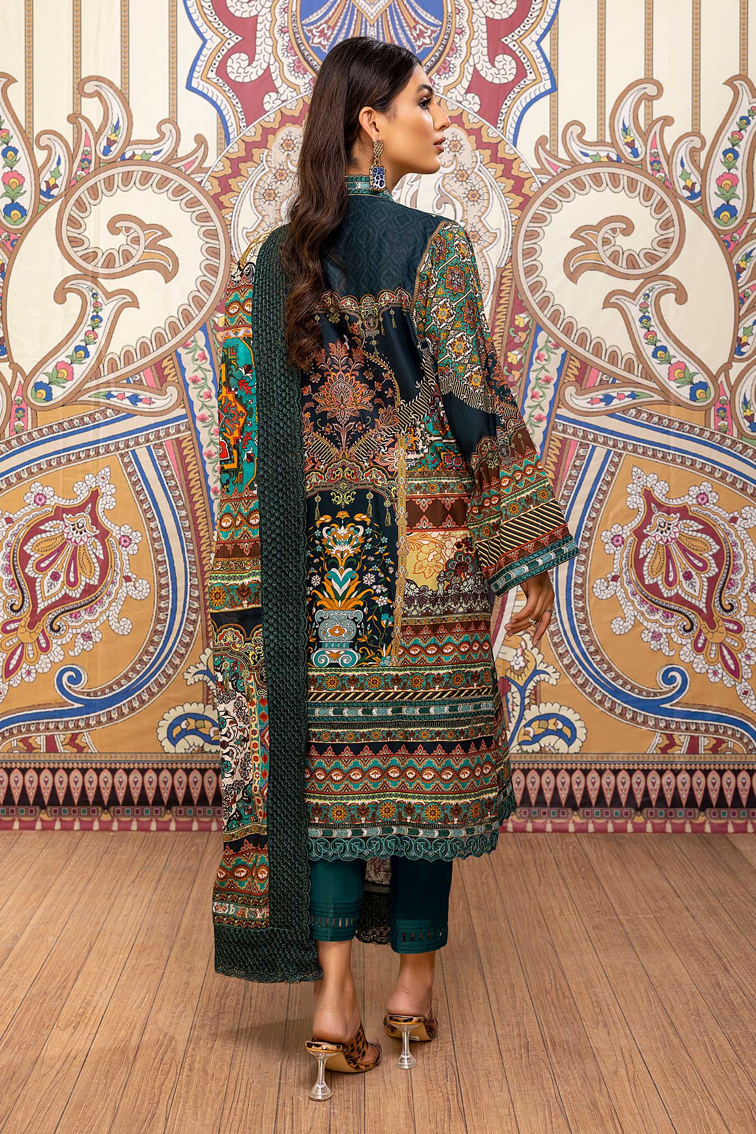 Breeze - Printed & Embroidered Lawn Pret 3PC - Image 2
