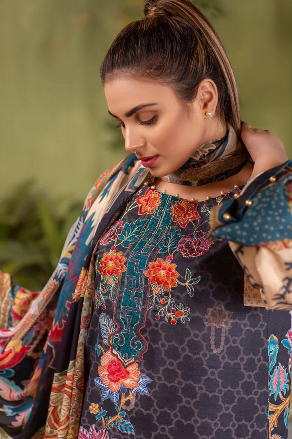 BURLY WOOD – DIGITAL EMBROIDERED LAWN(UNSTITCH) - Image 3
