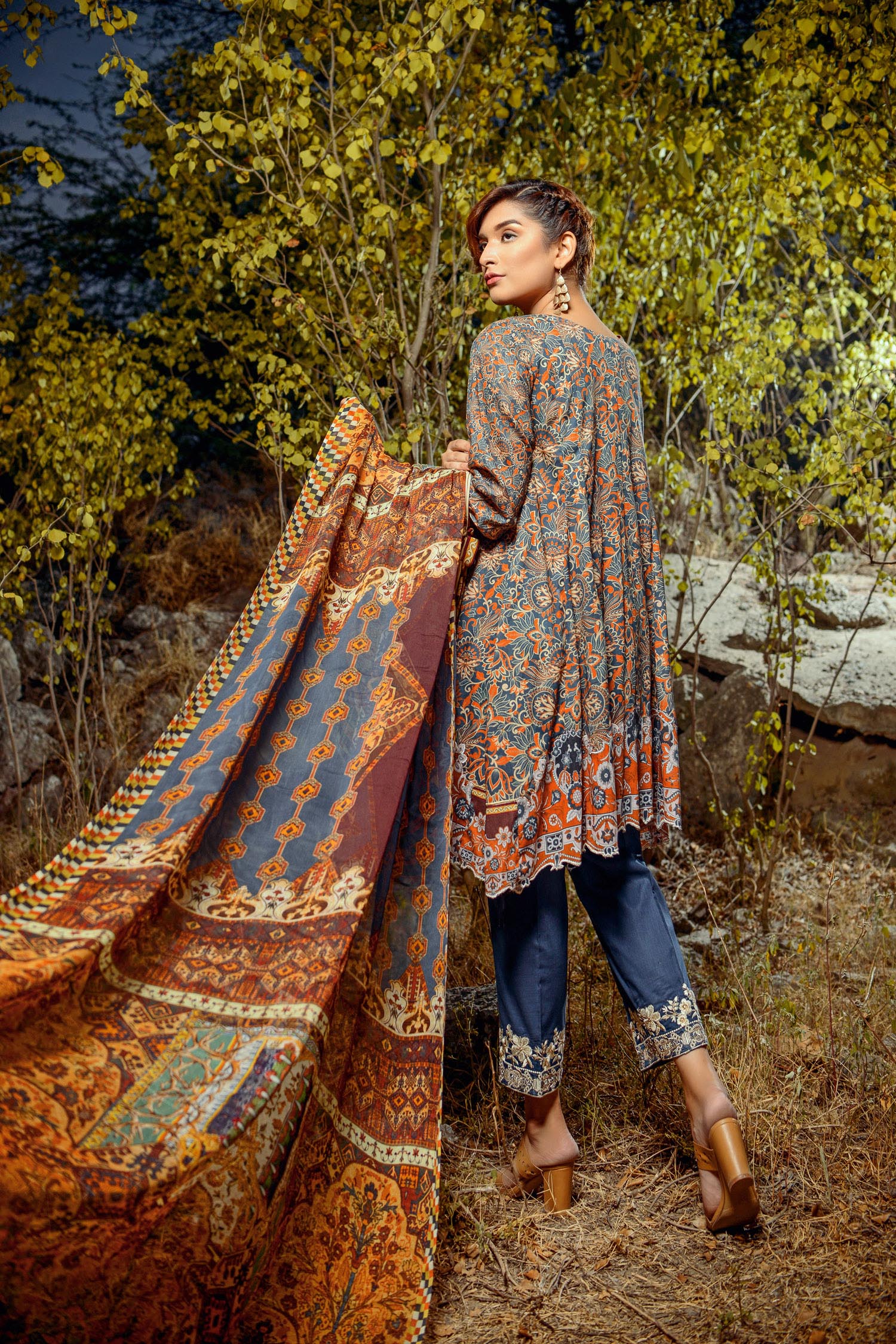 Cadoc - Digital Printed and Embroidered Lawn 3PC - Image 2