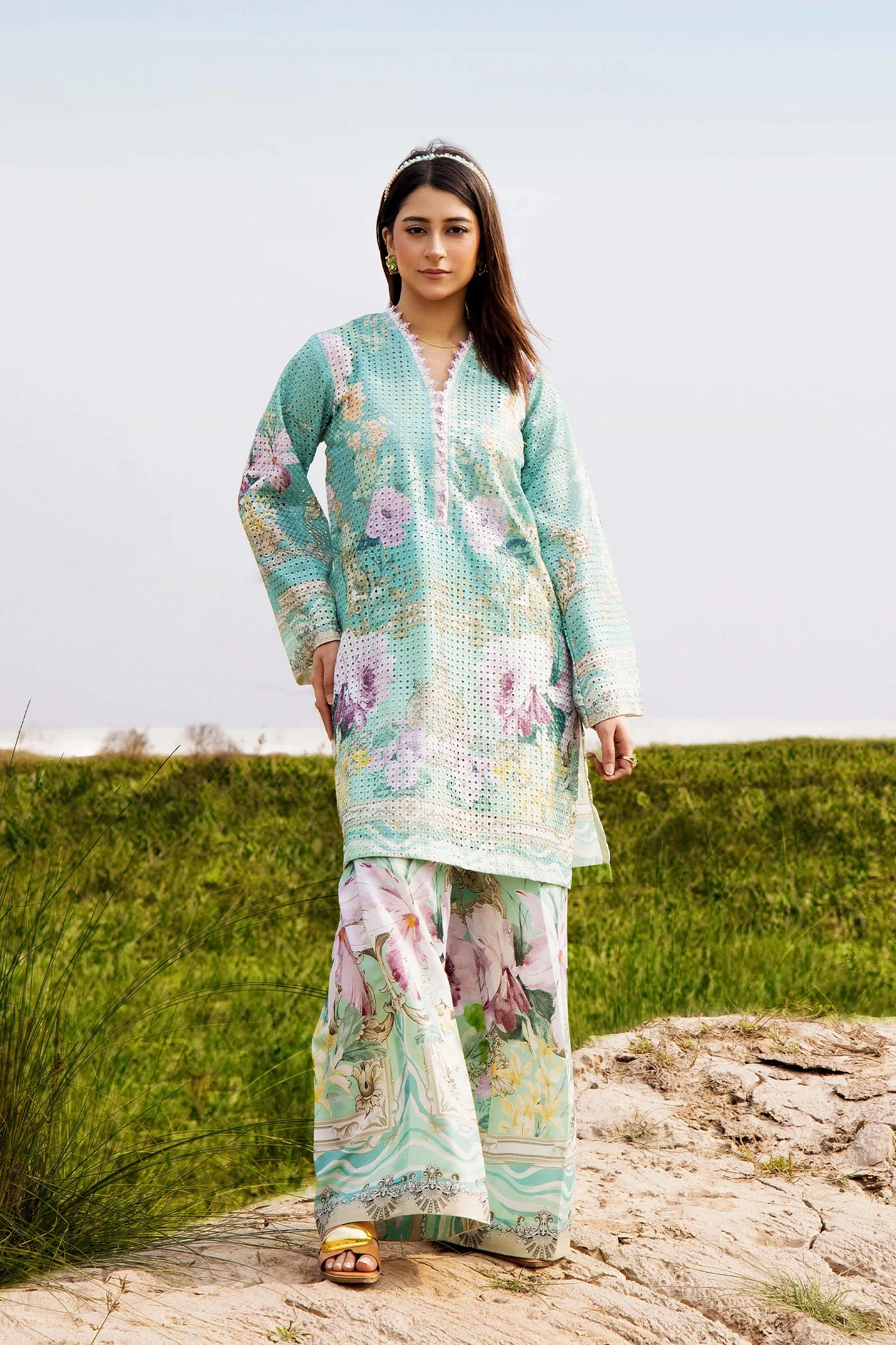 Camelia 4087 - Image 2