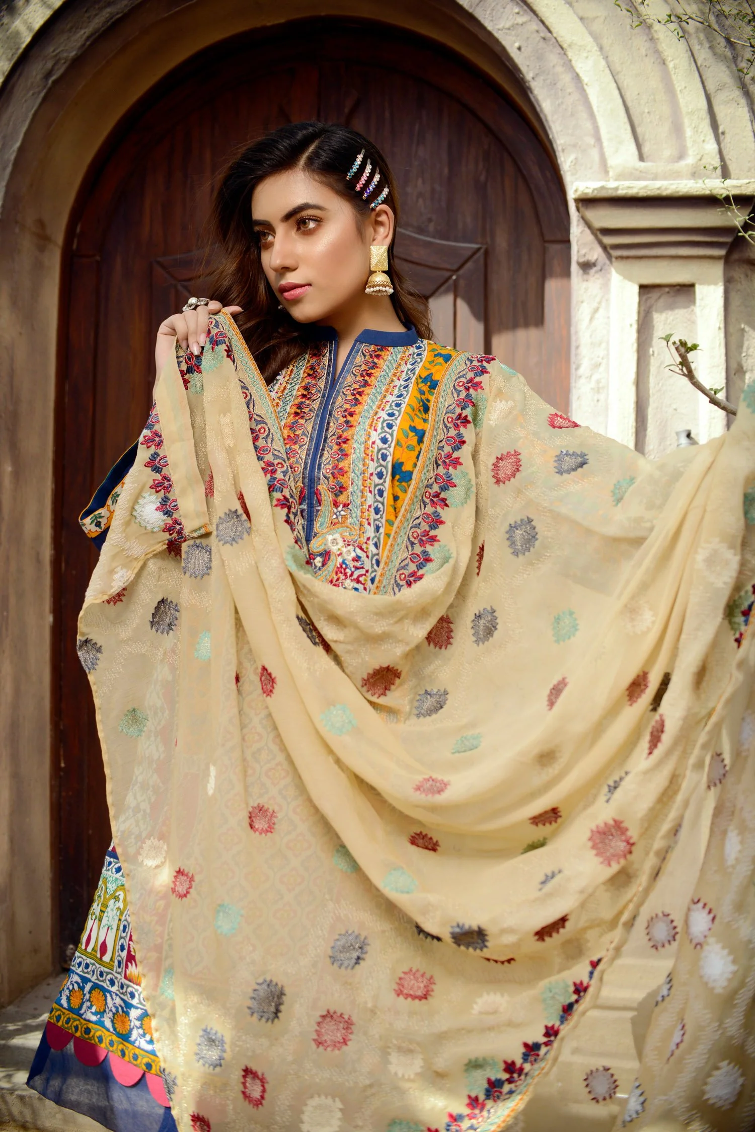 canary - Printed and Embroidered Lawn 3PC - Image 3