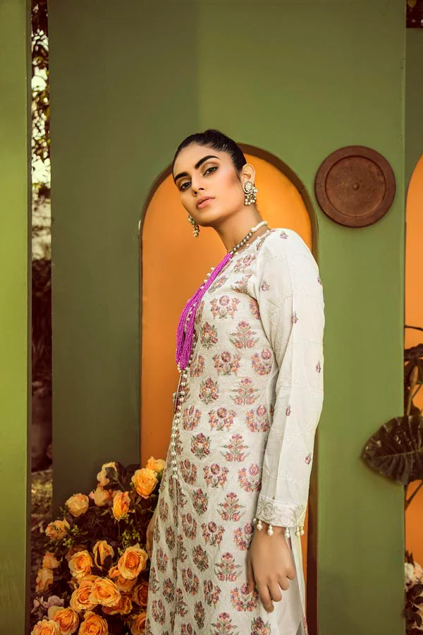 CARARRA - EMBROIDERED LAWN UNSTITCHED - Image 2