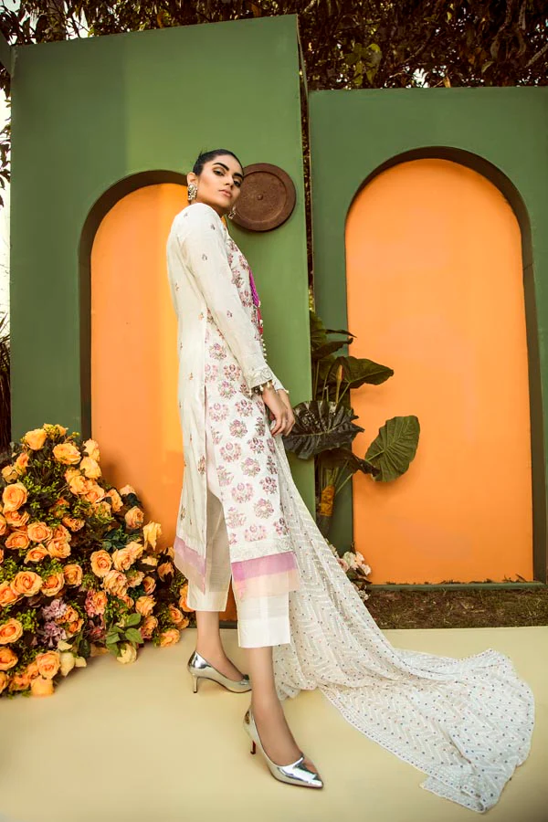CARARRA - EMBROIDERED LAWN UNSTITCHED - Image 4