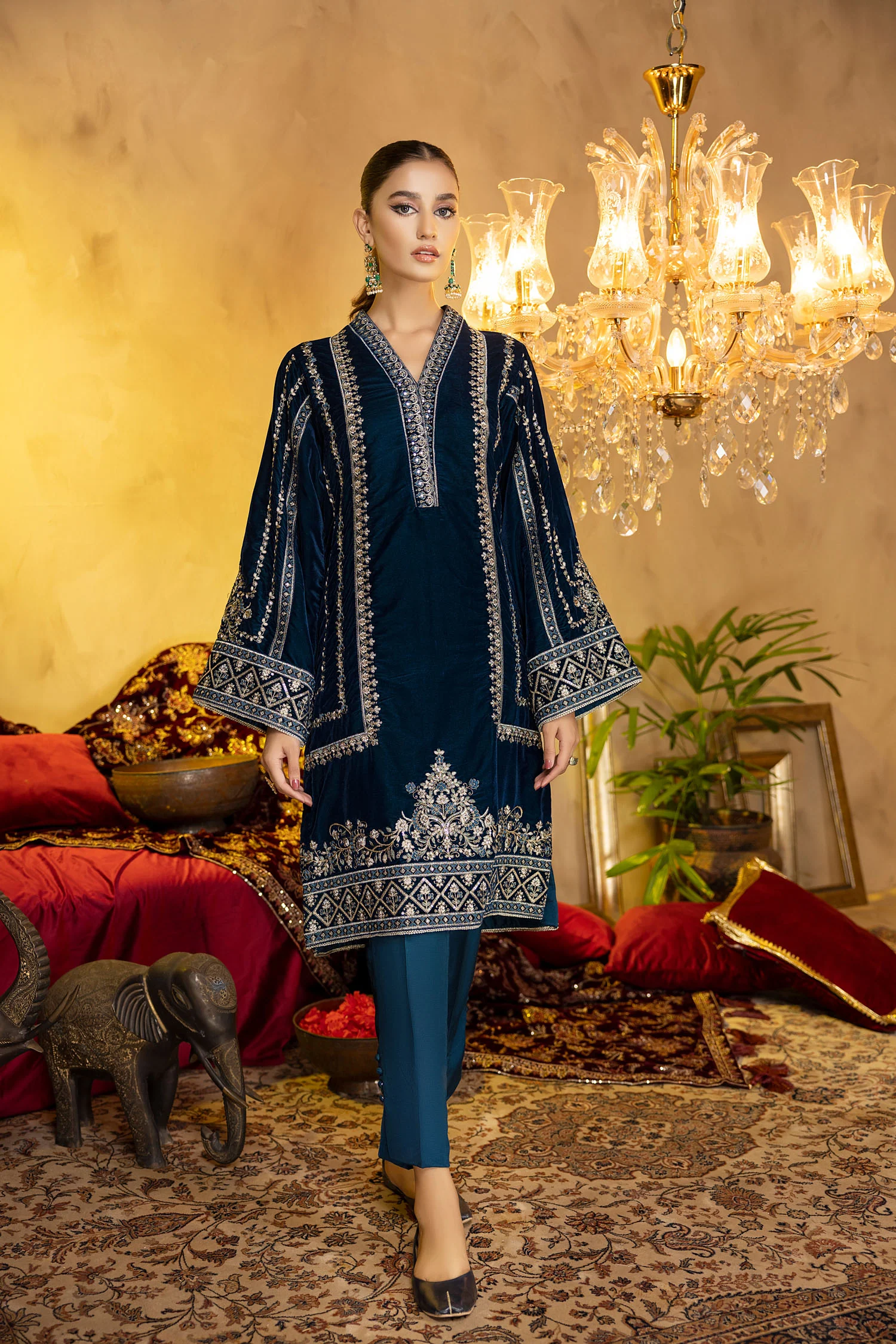 Cardien - Embroidered Velvet Stitched 2PC