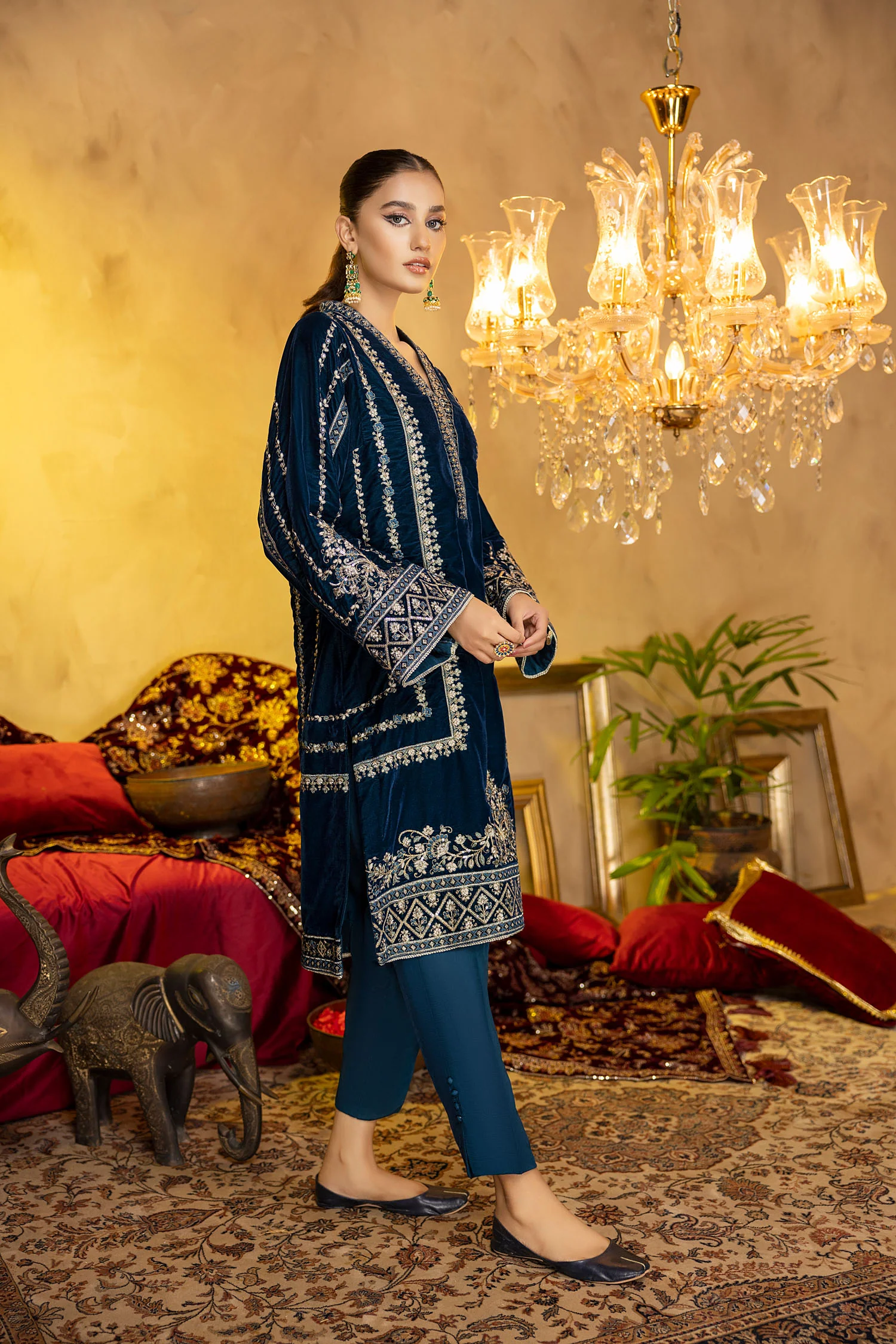 Cardien - Embroidered Velvet Stitched 2PC - Image 4