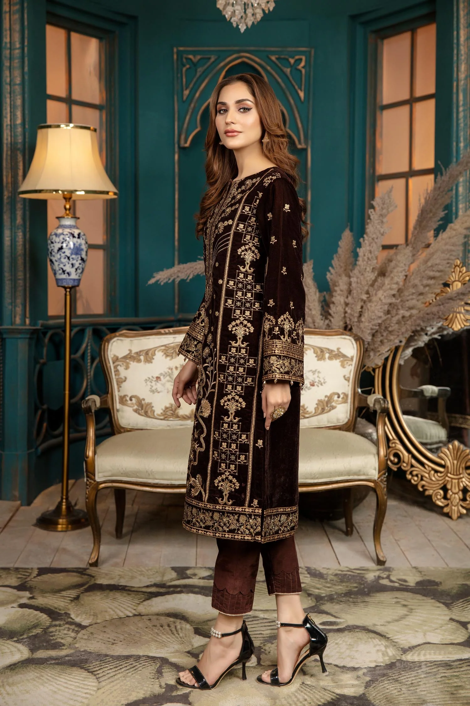 Chelin - Stitched Embroidered Velvet 2PC - Image 8