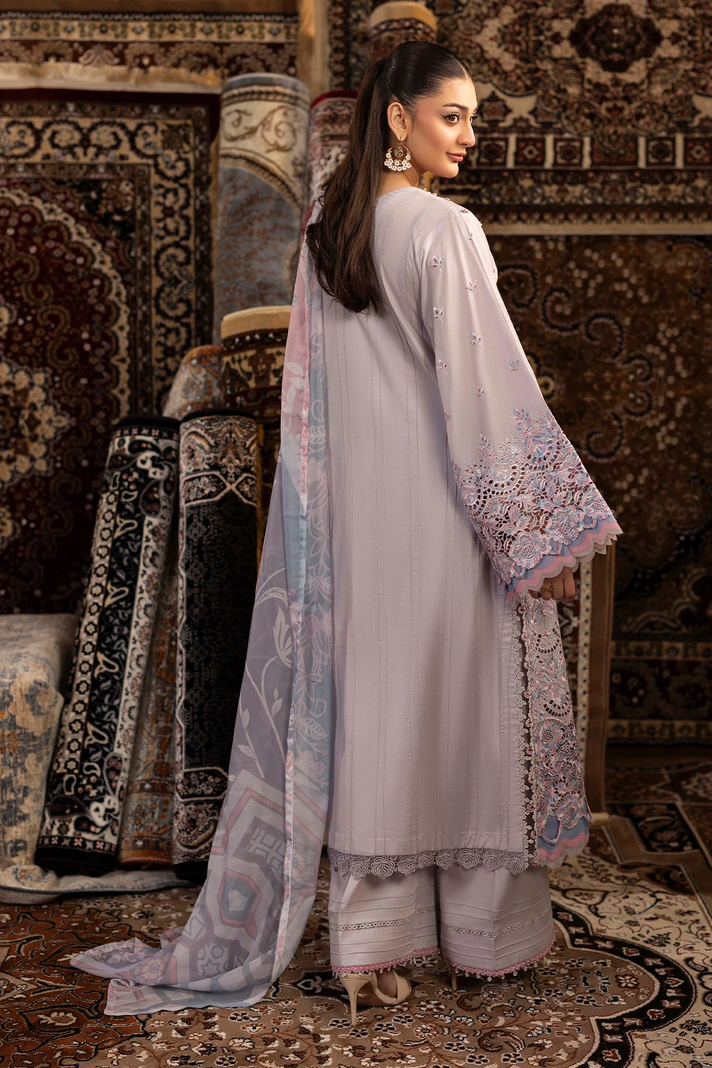 CHENILLE 1698 - Image 4