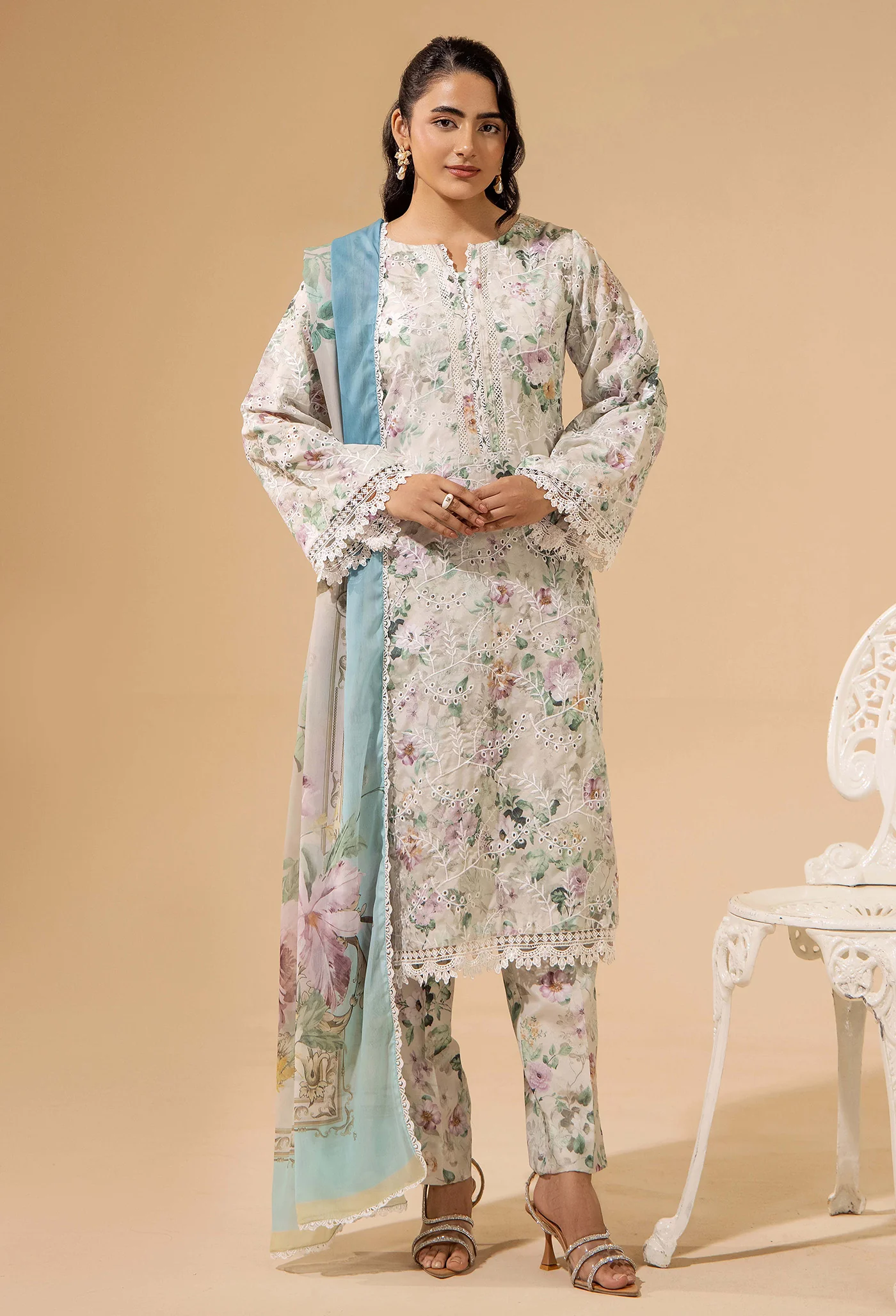 CHIKANKAARI 7590 - Image 3