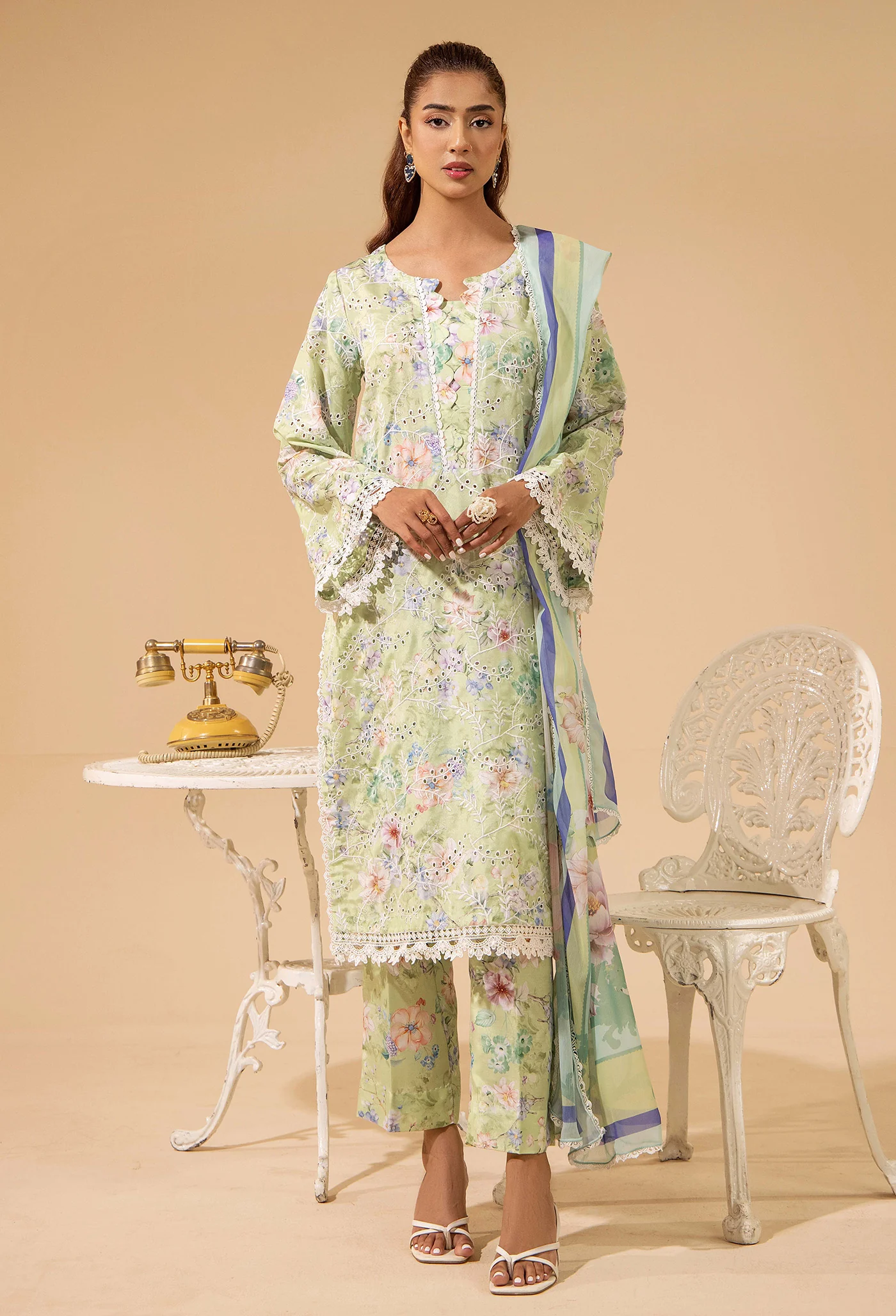 CHIKANKAARI 7598 - Image 2