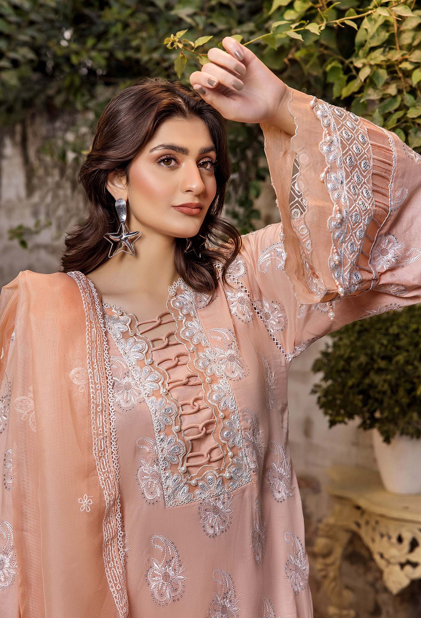 CHIKANKARI 4773 - Image 3